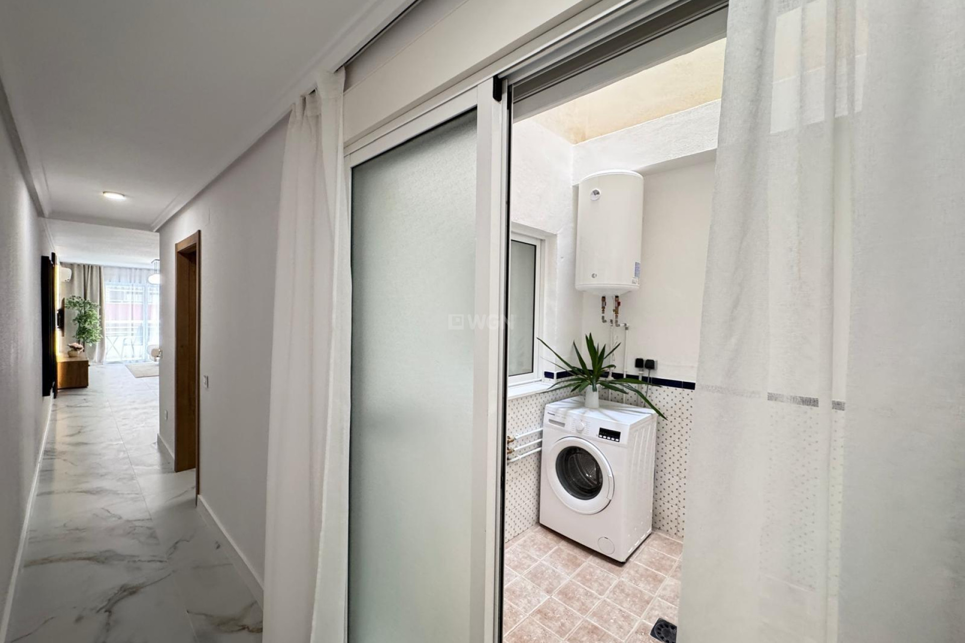 Resale - Apartment / flat - Torrevieja - Playa de los Locos