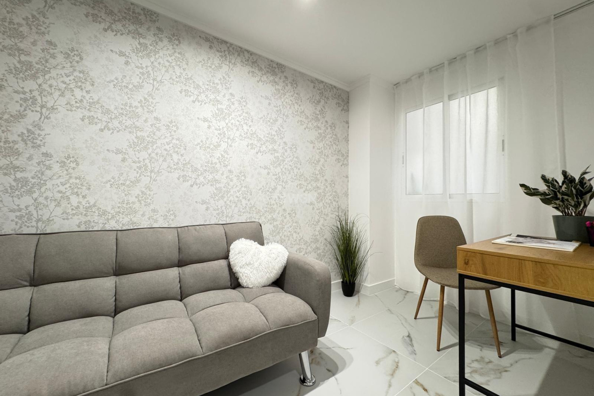 Resale - Apartment / flat - Torrevieja - Playa de los Locos