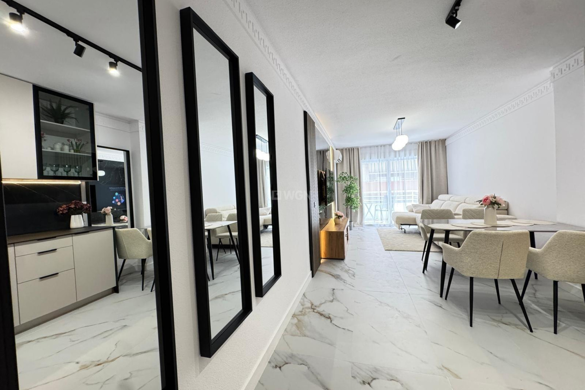 Resale - Apartment / flat - Torrevieja - Playa de los Locos