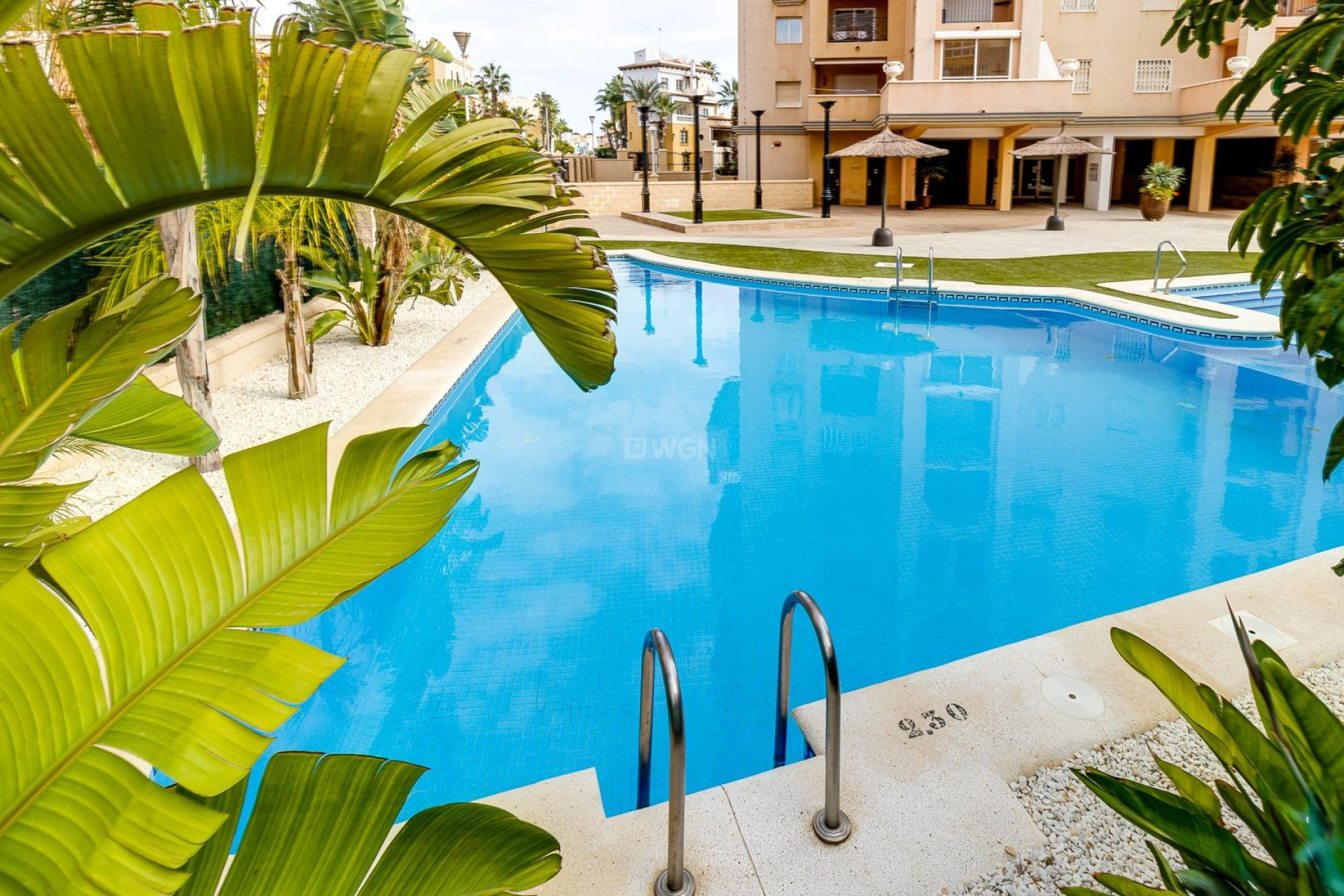 Resale - Apartment / flat - Torrevieja - Playa de los Locos