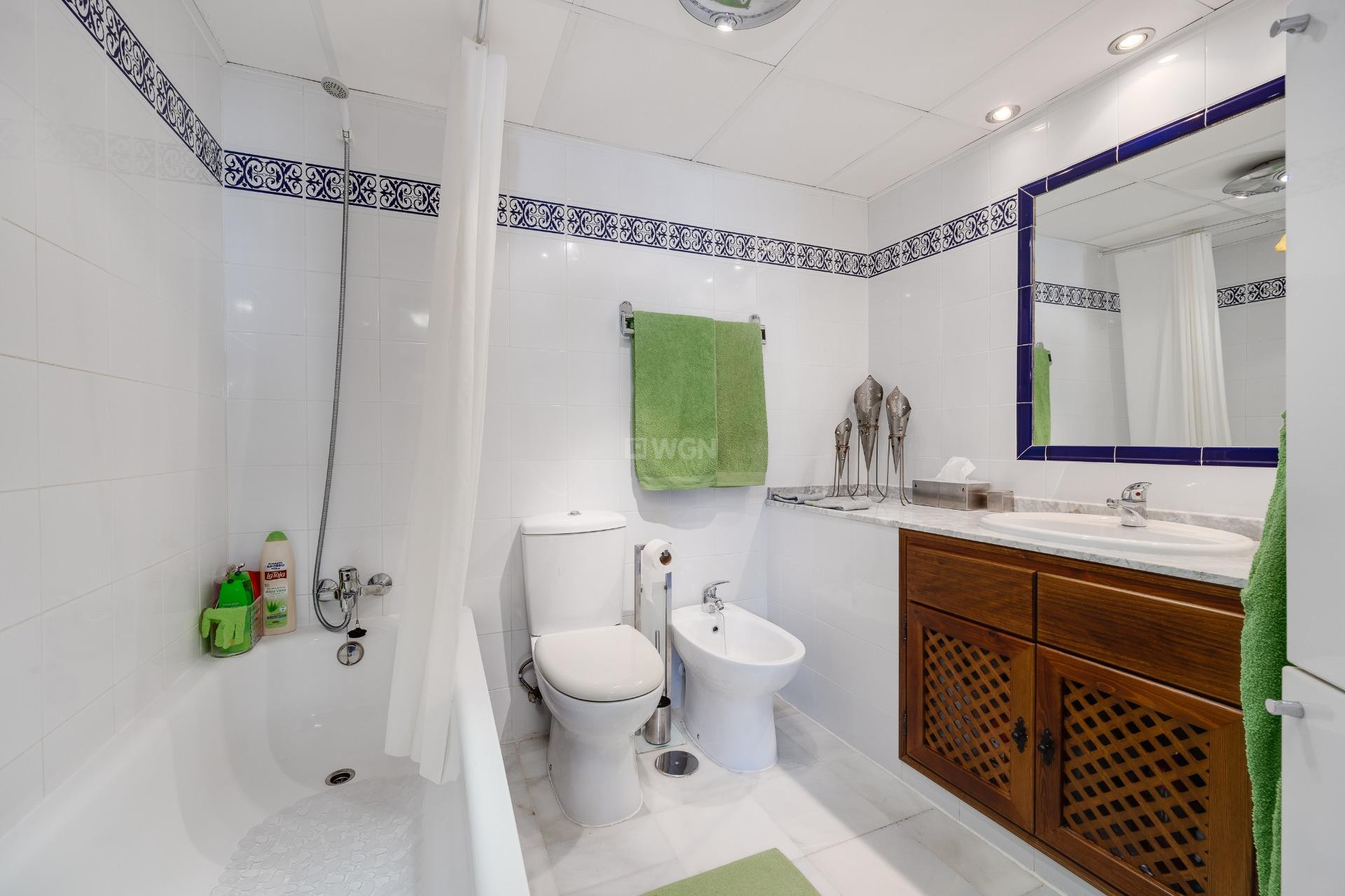 Resale - Apartment / flat - Torrevieja - Playa de los Locos