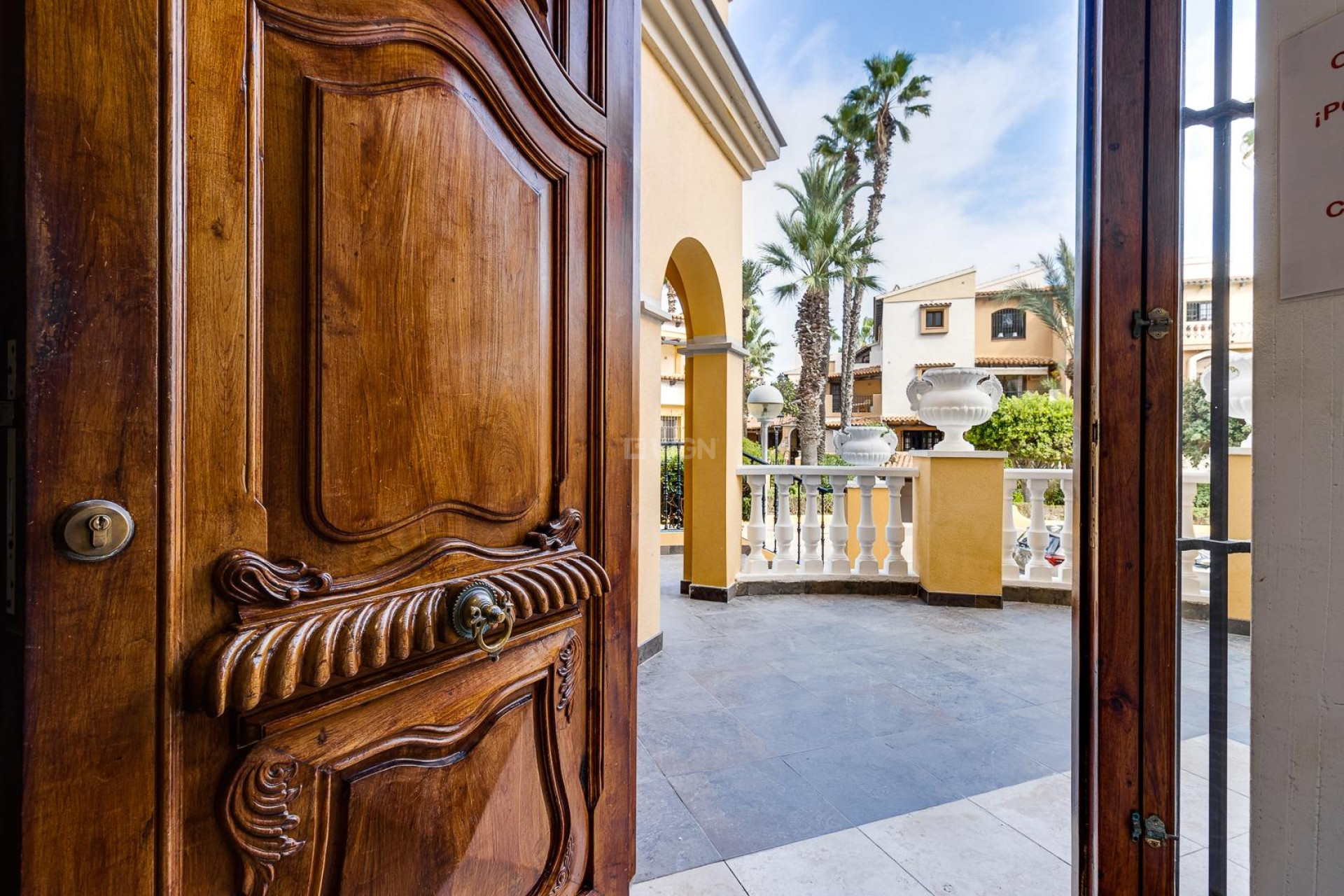 Resale - Apartment / flat - Torrevieja - Playa de los Locos