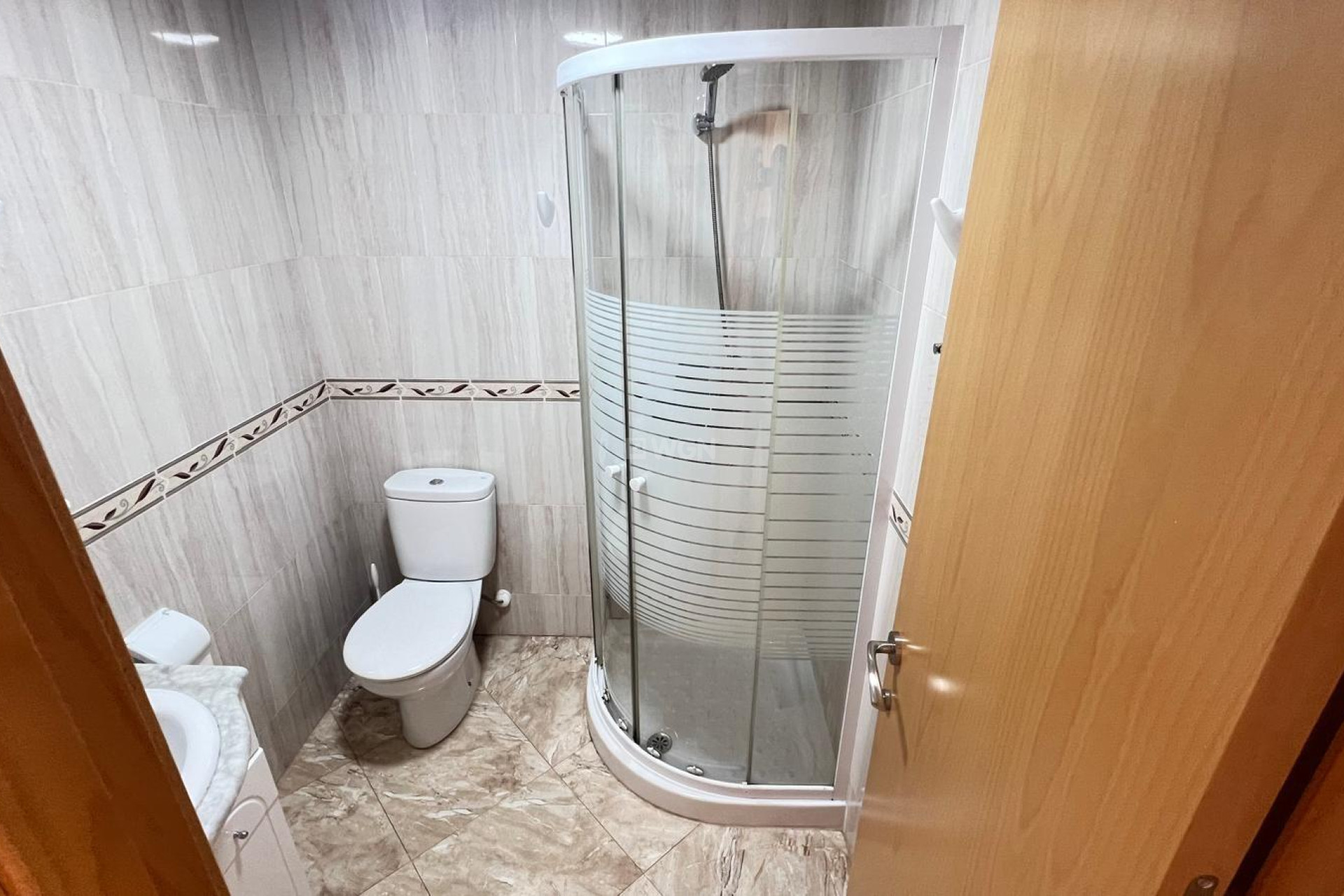 Resale - Apartment / flat - Torrevieja - Playa de los Locos