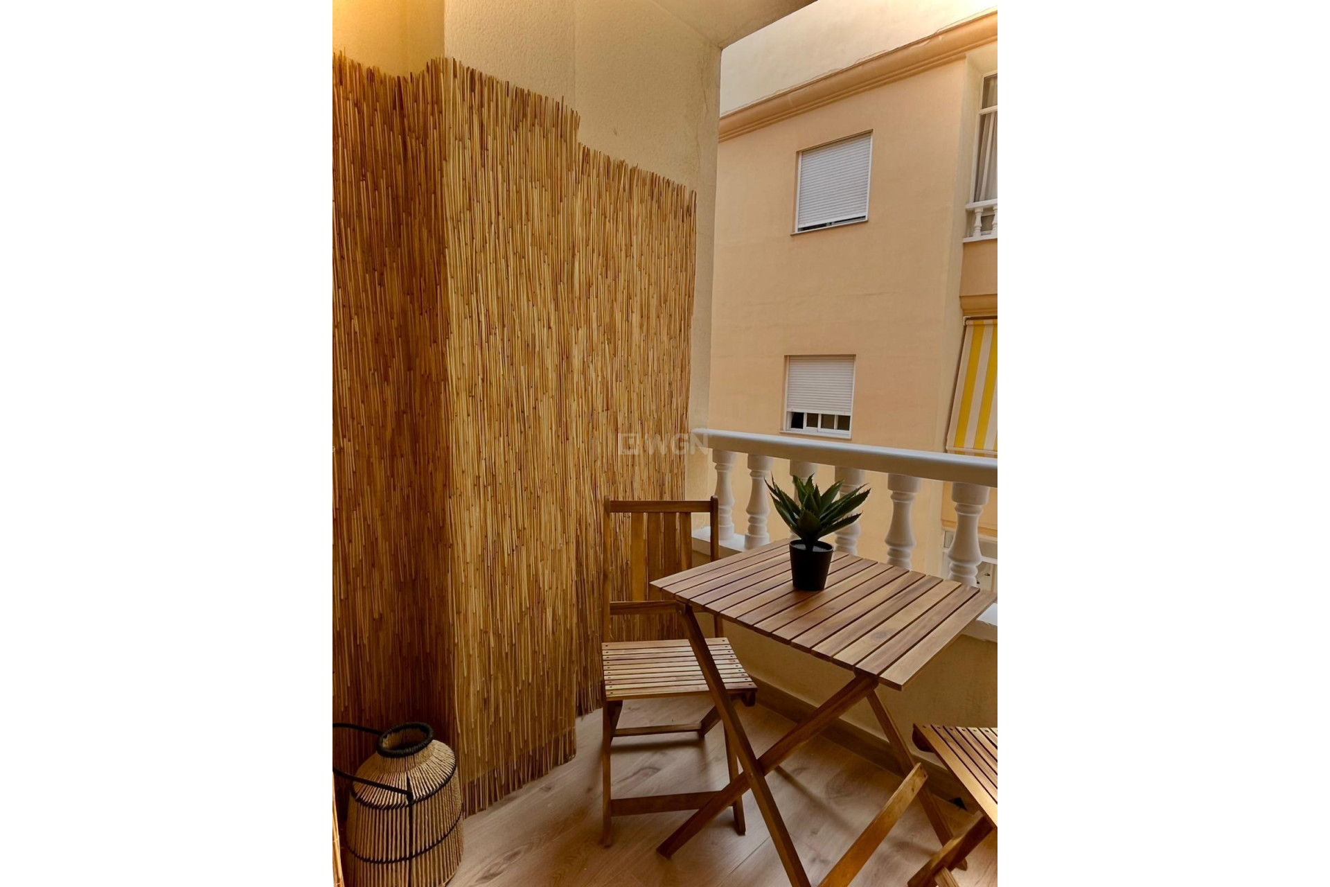 Resale - Apartment / flat - Torrevieja - Playa de los Locos