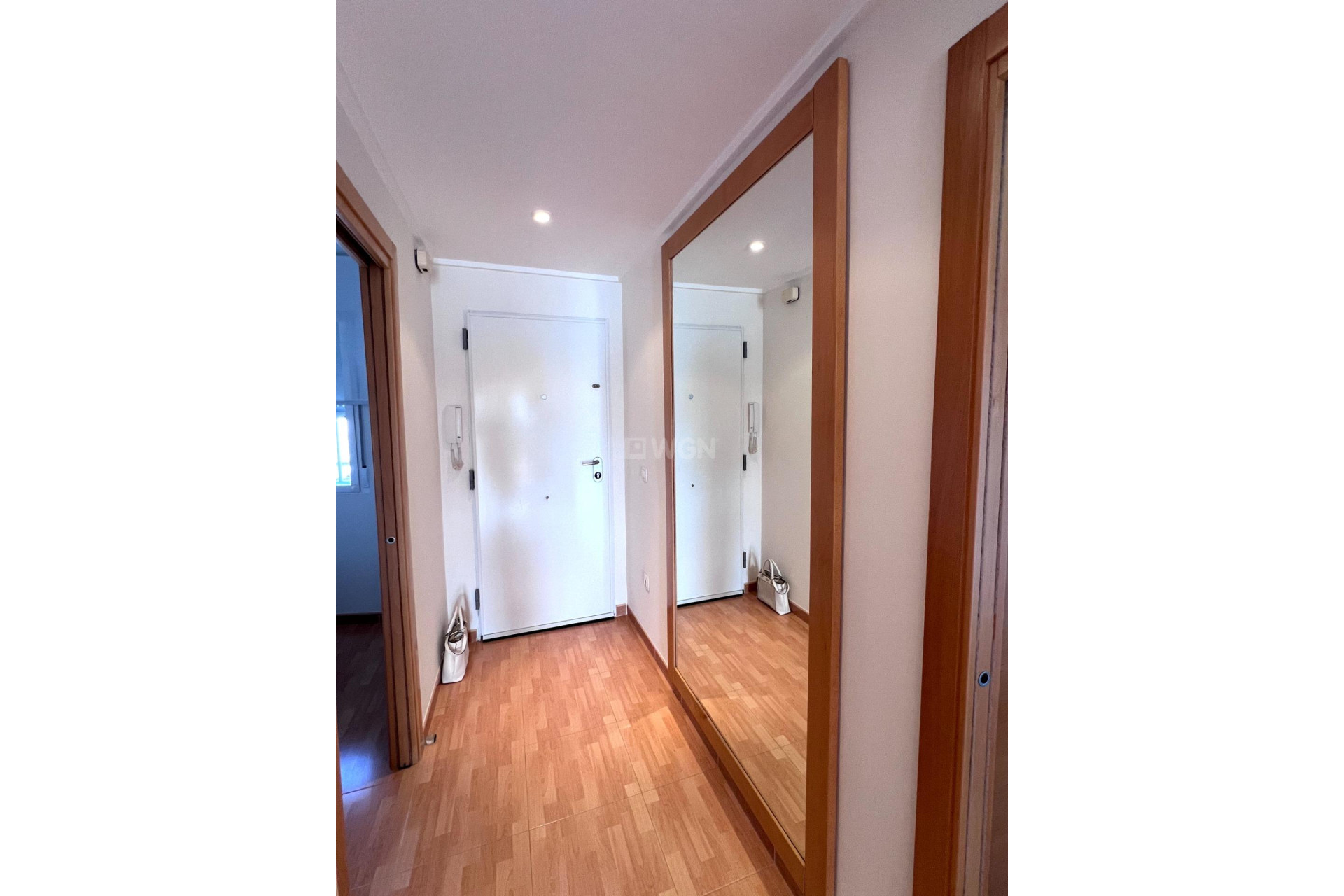 Resale - Apartment / flat - Torrevieja - Playa de los Locos