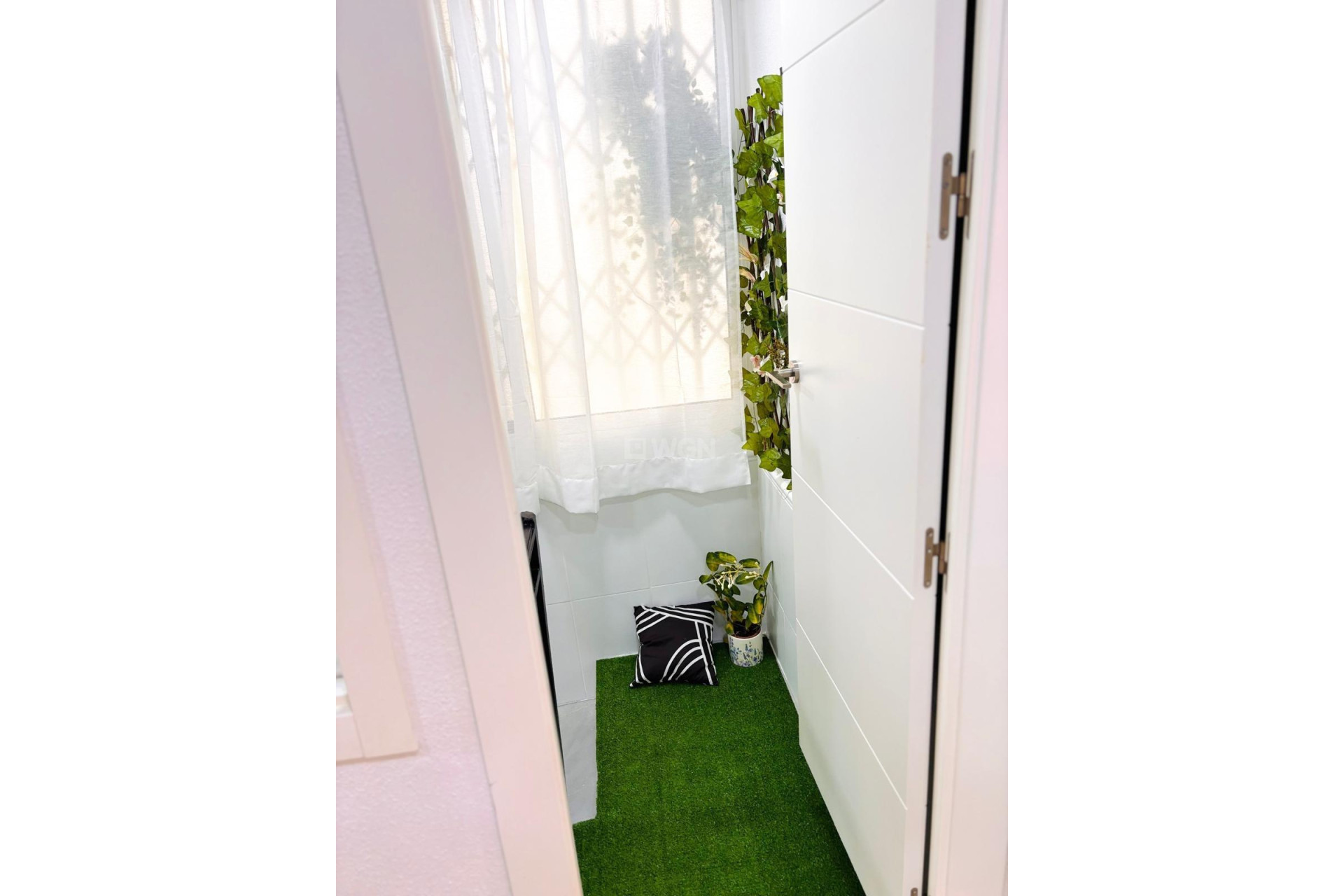 Resale - Apartment / flat - Torrevieja - Playa de los Locos