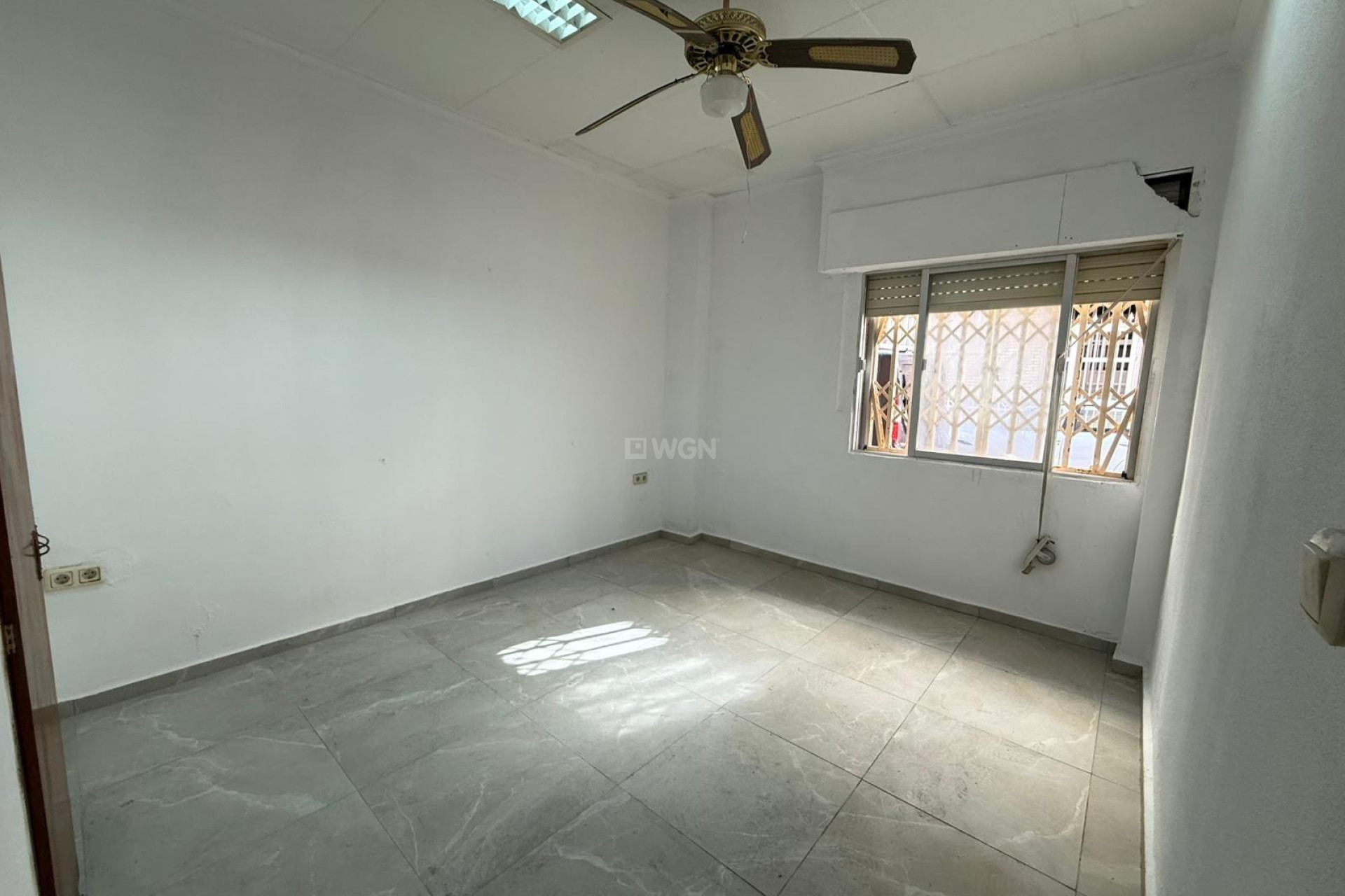 Resale - Apartment / flat - Torrevieja - Playa de los Locos