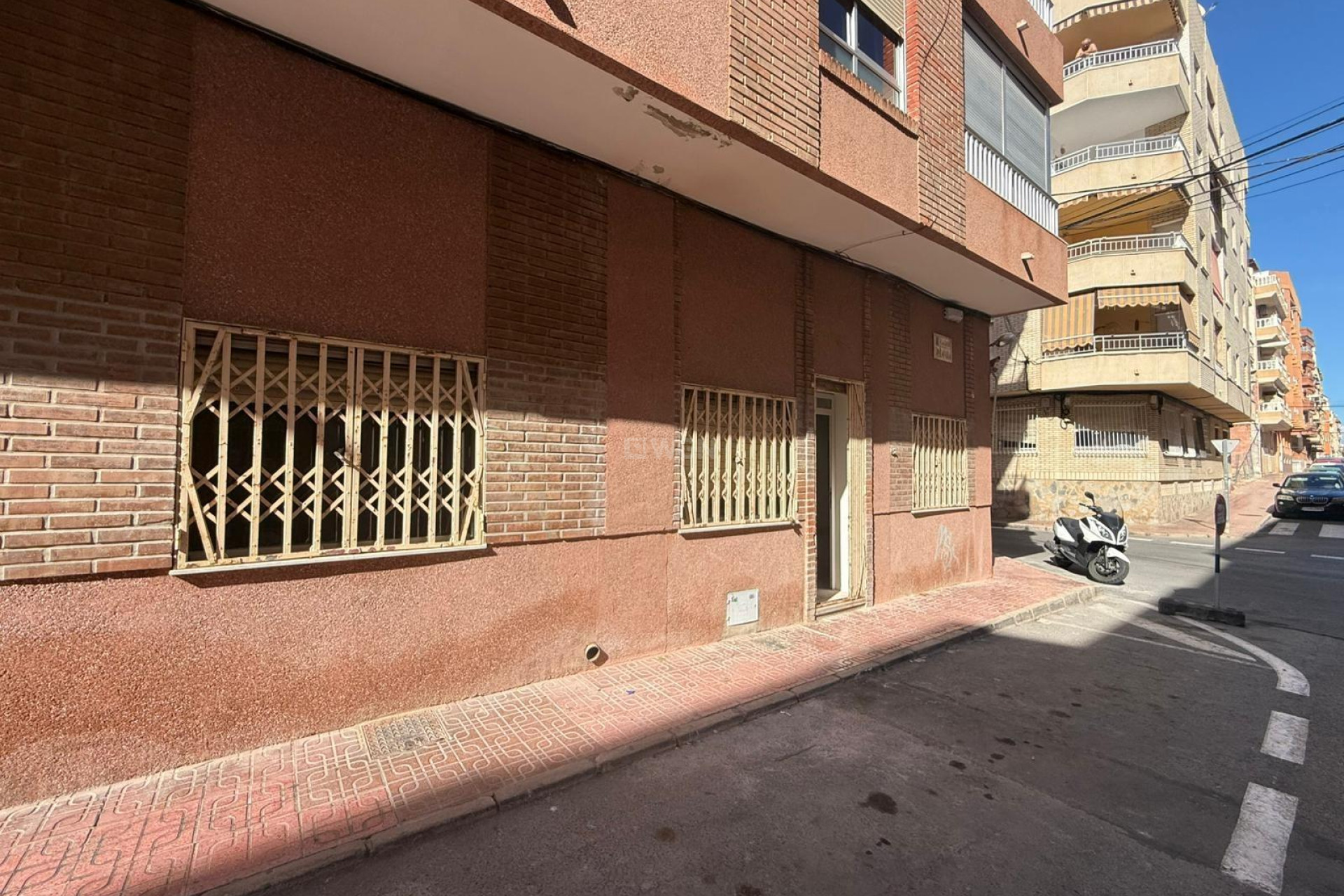 Resale - Apartment / flat - Torrevieja - Playa de los Locos