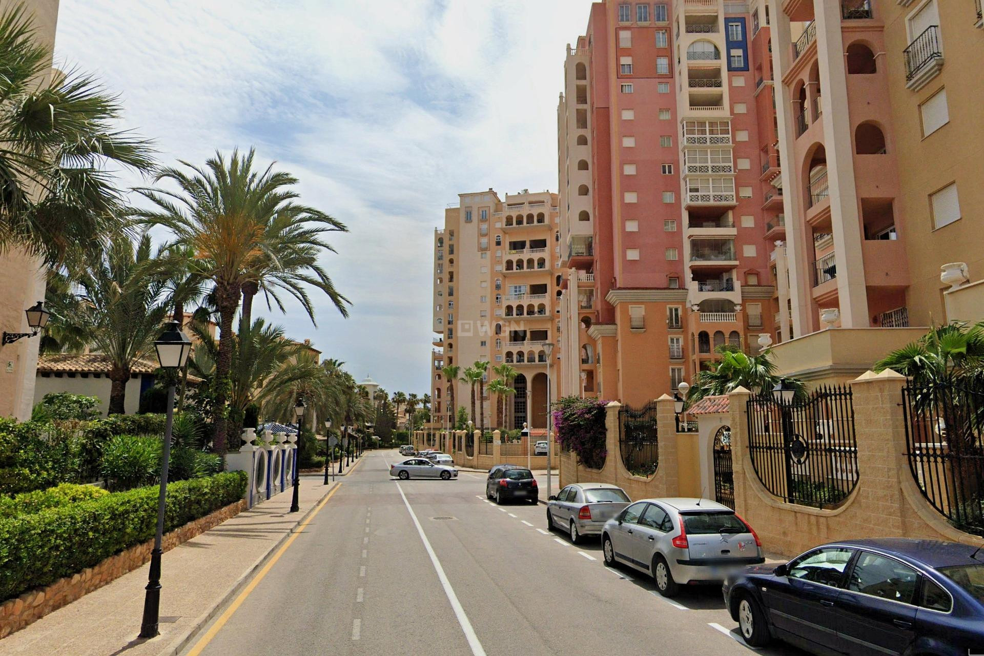 Resale - Apartment / flat - Torrevieja - Playa de los Locos