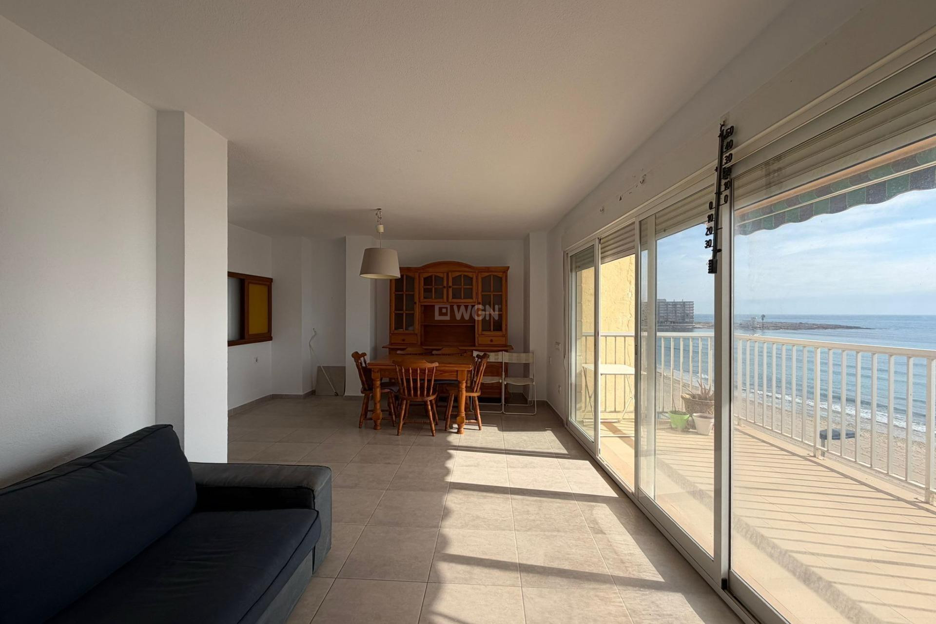 Resale - Apartment / flat - Torrevieja - Playa de los Locos