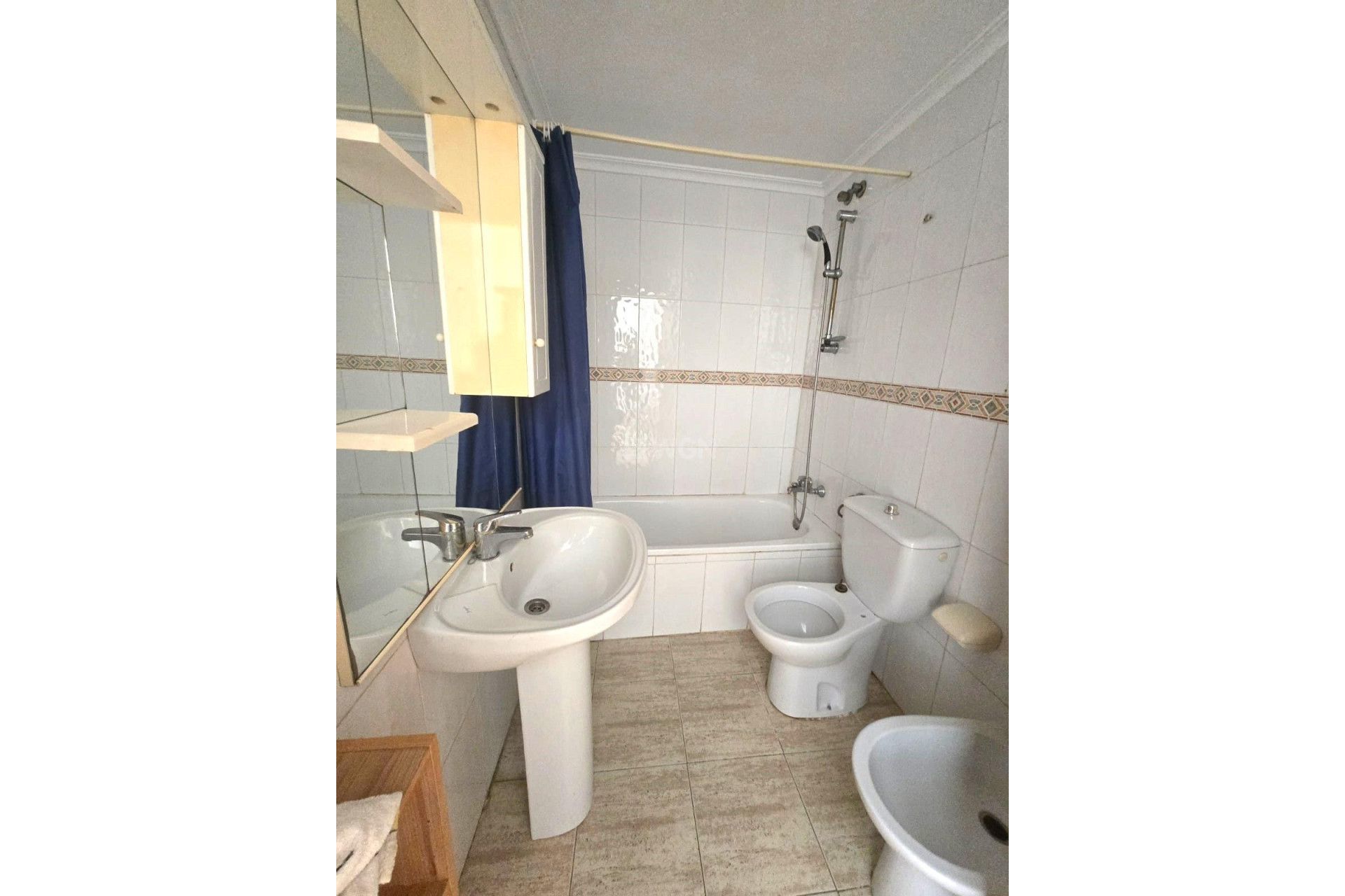 Resale - Apartment / flat - Torrevieja - Playa de los Locos
