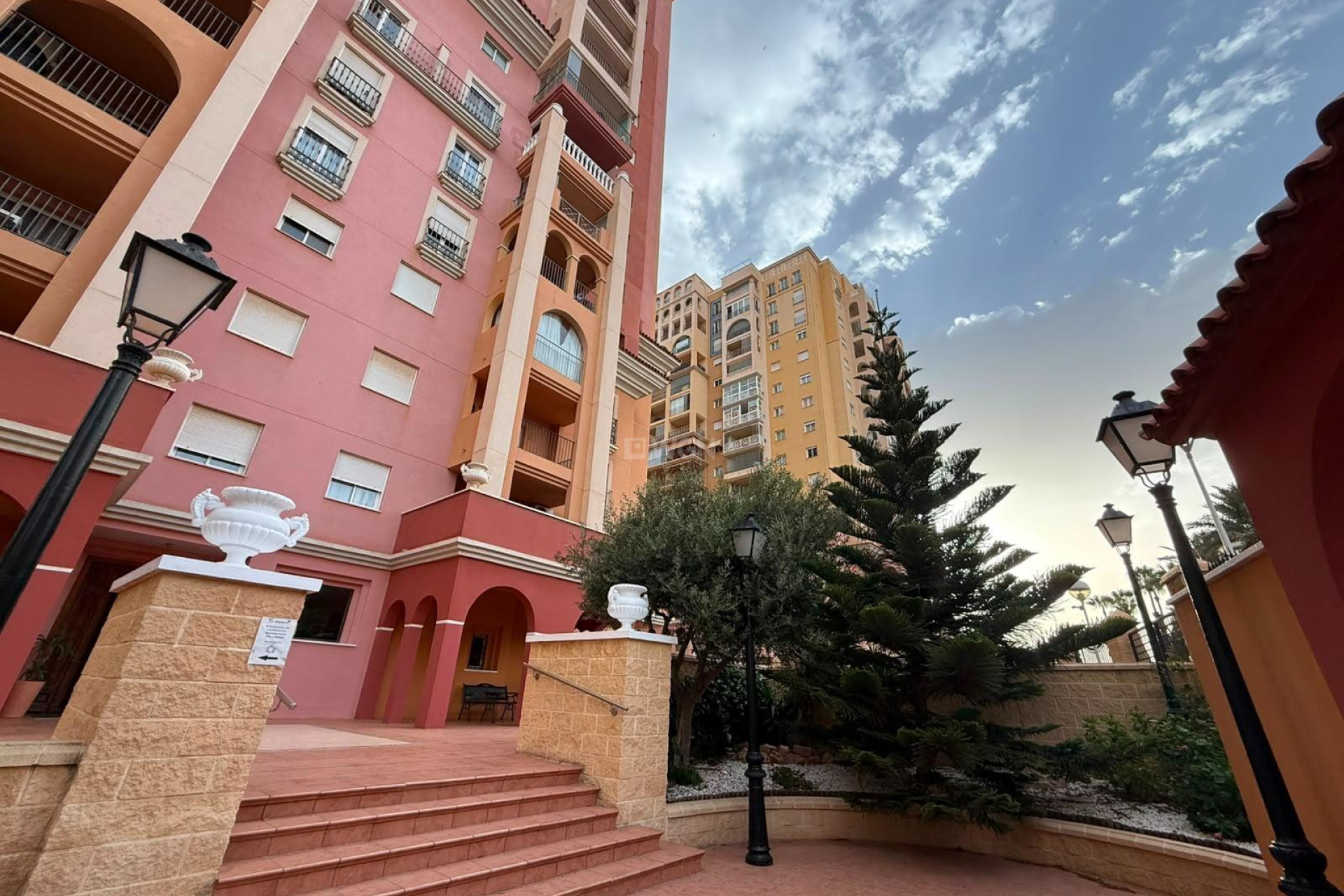 Resale - Apartment / flat - Torrevieja - Playa de los Locos