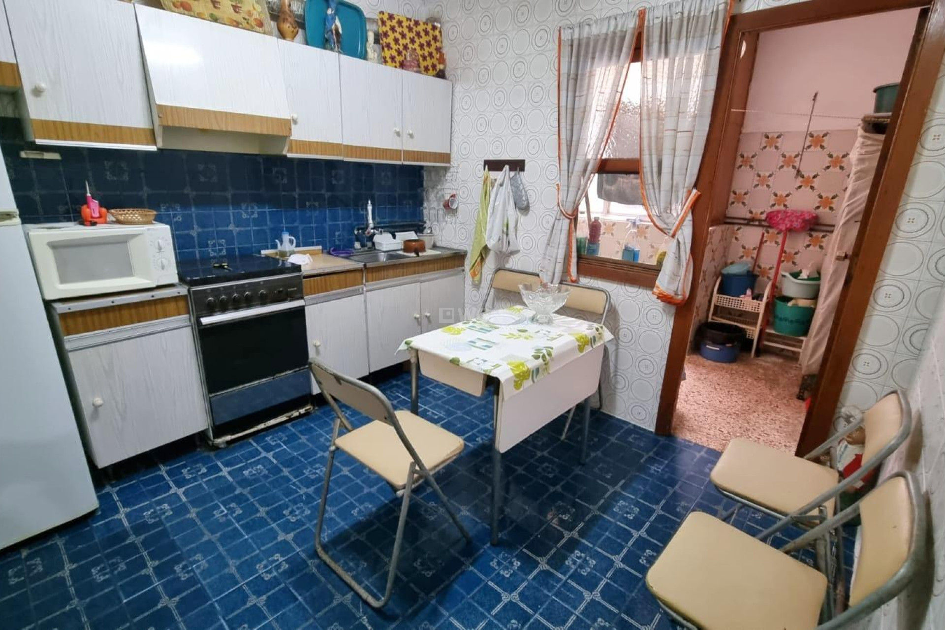 Resale - Apartment / flat - Torrevieja - Playa De Los Naufragos