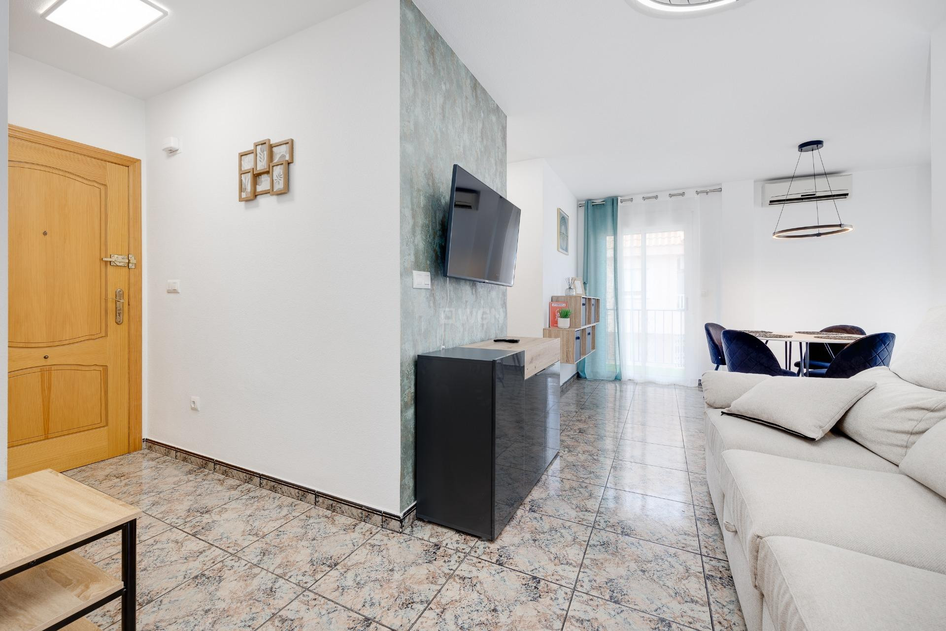 Resale - Apartment / flat - Torrevieja - Playa De Los Naufragos