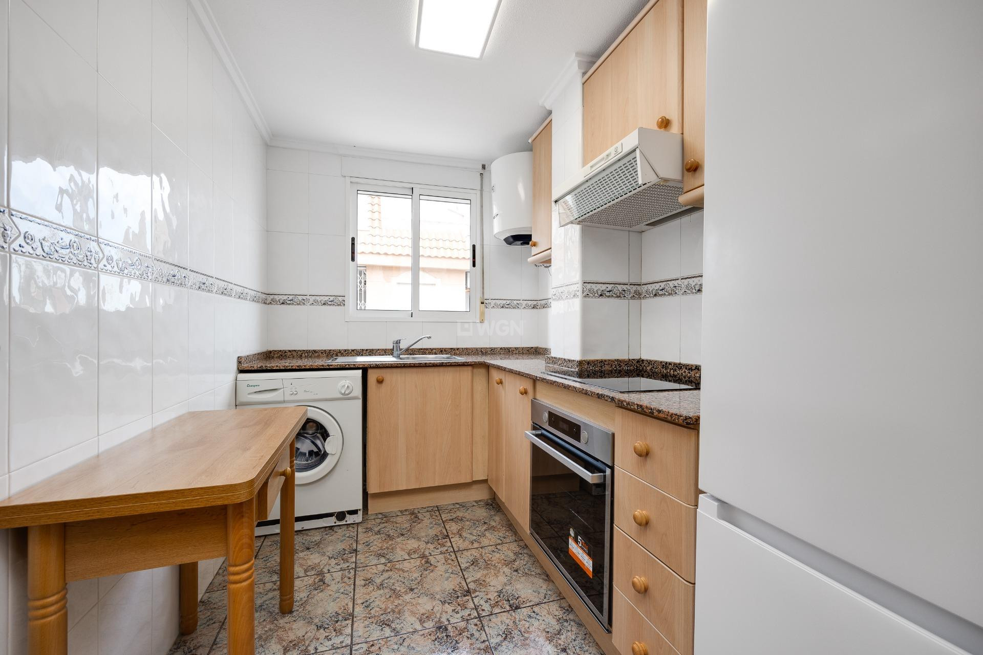 Resale - Apartment / flat - Torrevieja - Playa De Los Naufragos