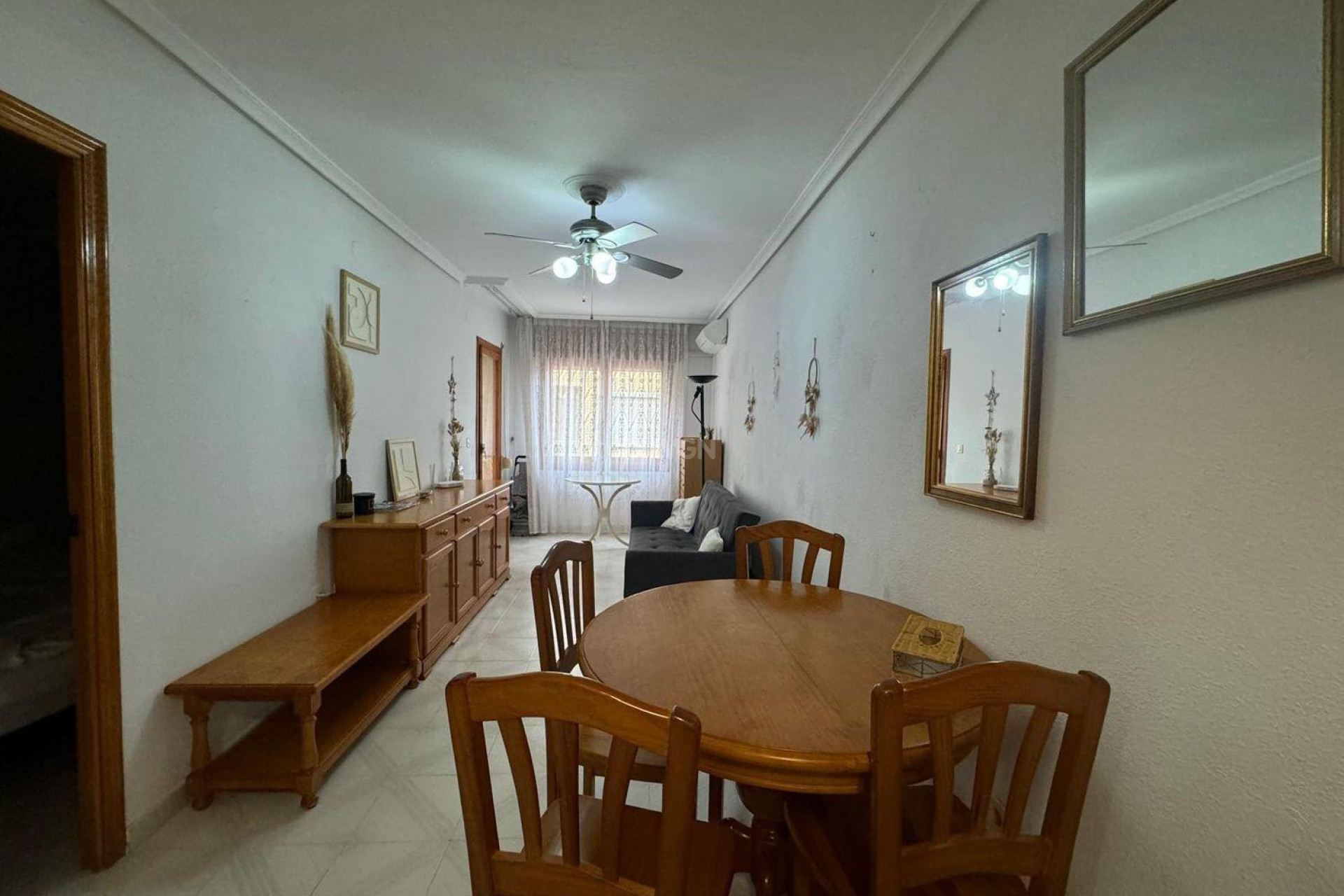 Resale - Apartment / flat - Torrevieja - Playa De Los Naufragos