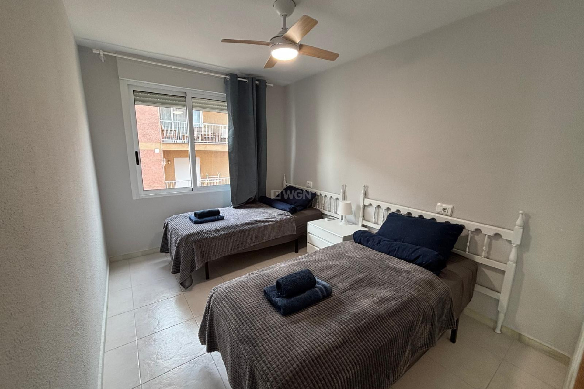 Resale - Apartment / flat - Torrevieja - Playa De Los Naufragos