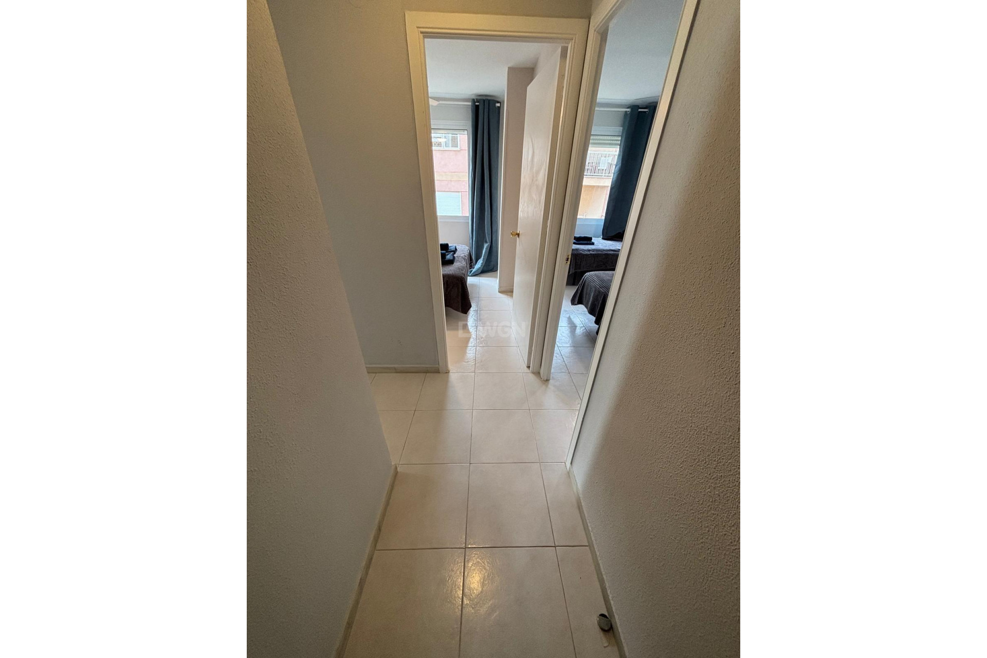 Resale - Apartment / flat - Torrevieja - Playa De Los Naufragos