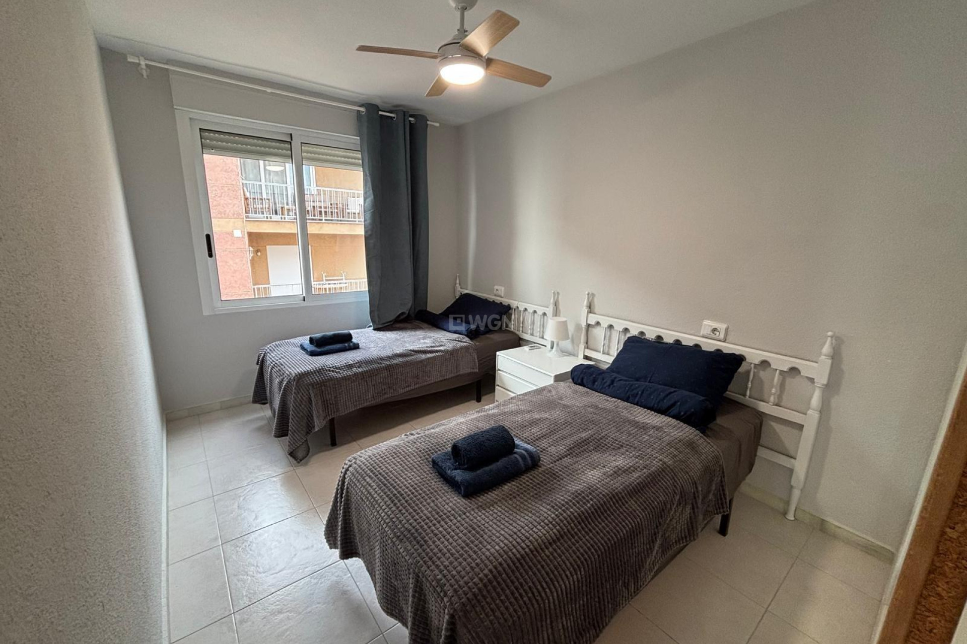 Resale - Apartment / flat - Torrevieja - Playa De Los Naufragos