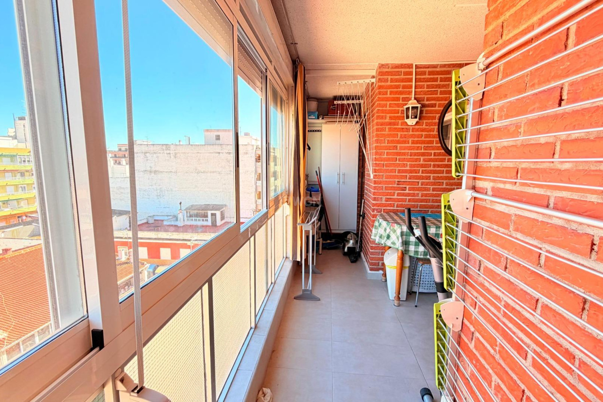 Resale - Apartment / flat - Torrevieja - Playa De Los Naufragos