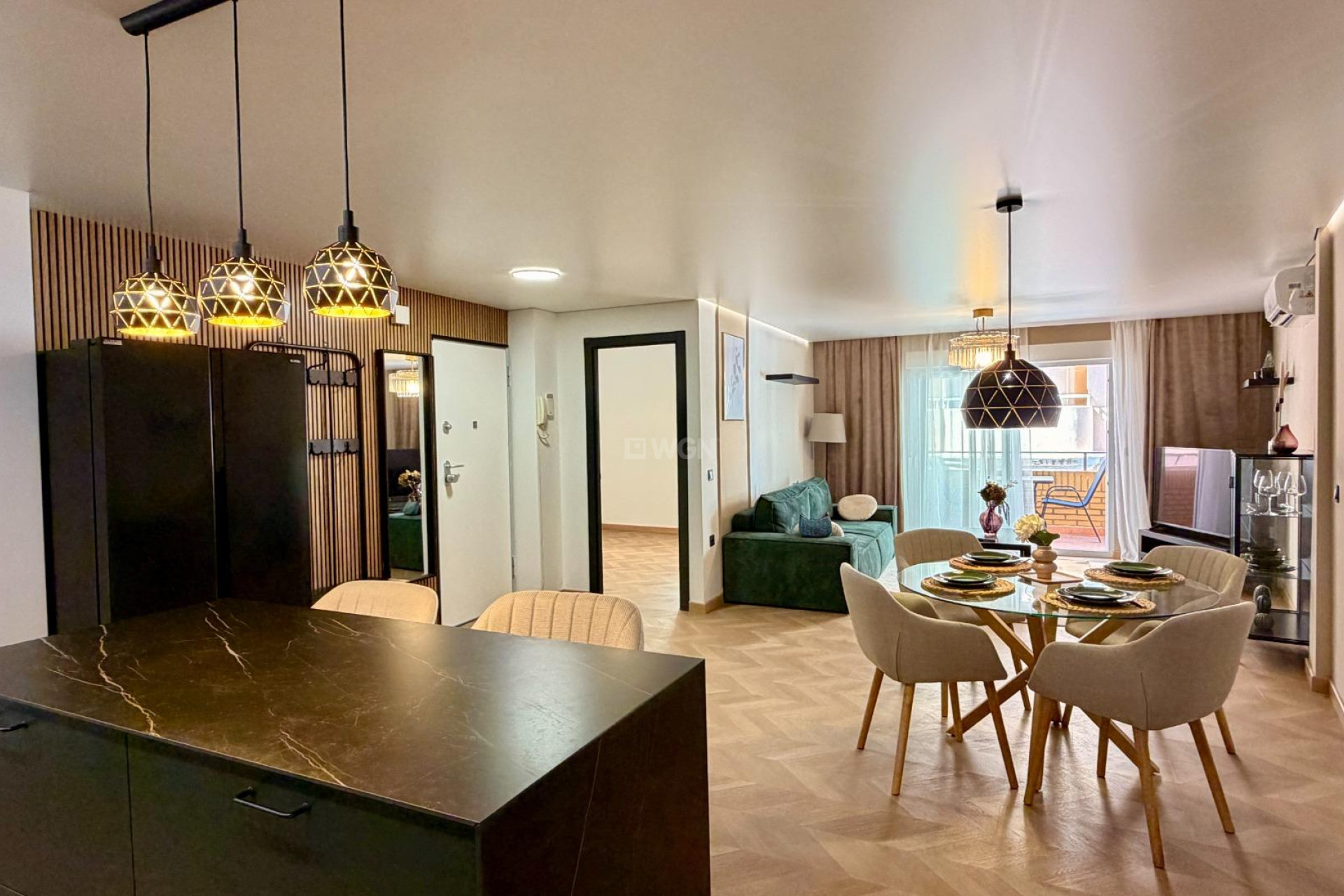 Resale - Apartment / flat - Torrevieja - Playa del Cura