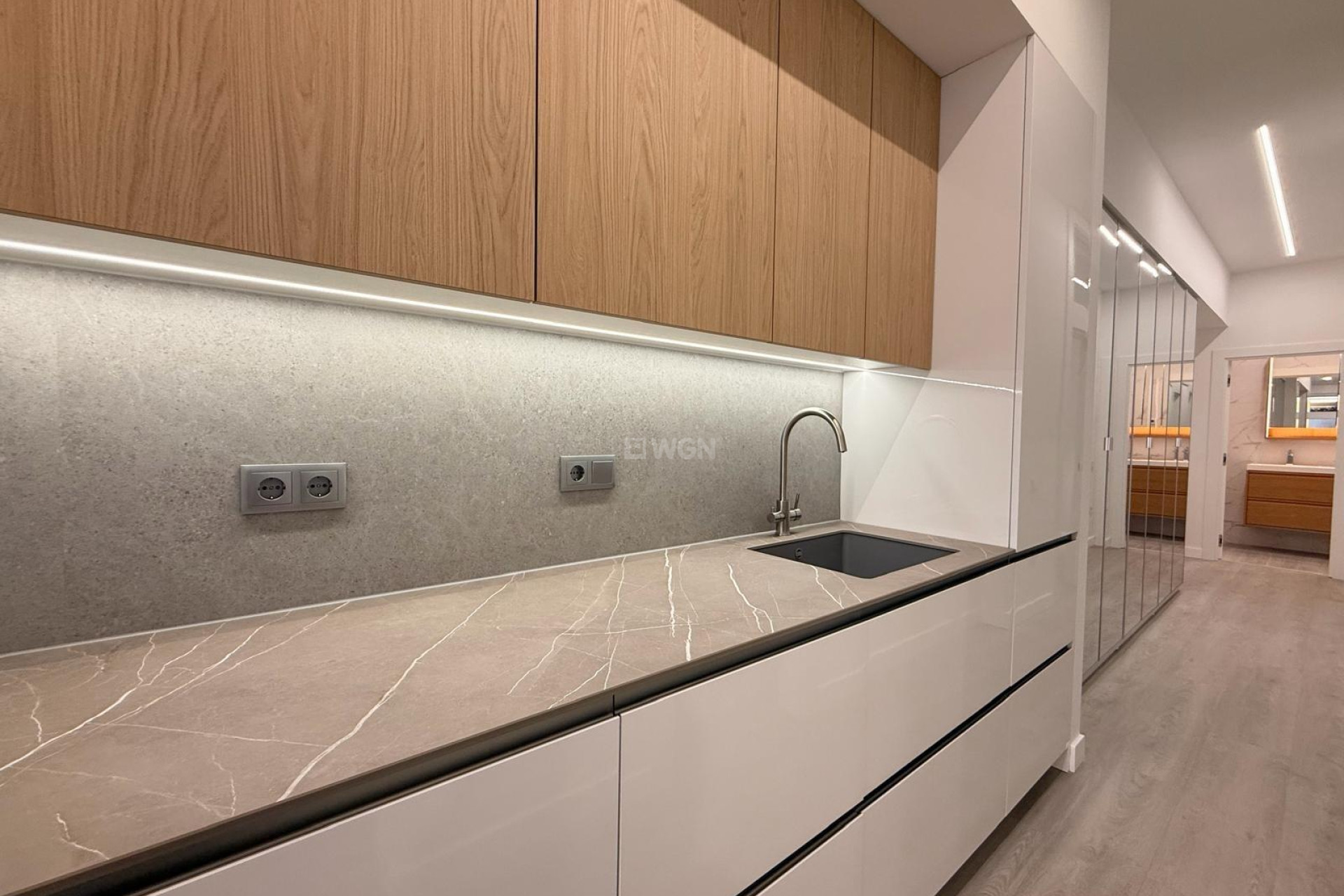 Resale - Apartment / flat - Torrevieja - Playa del Cura