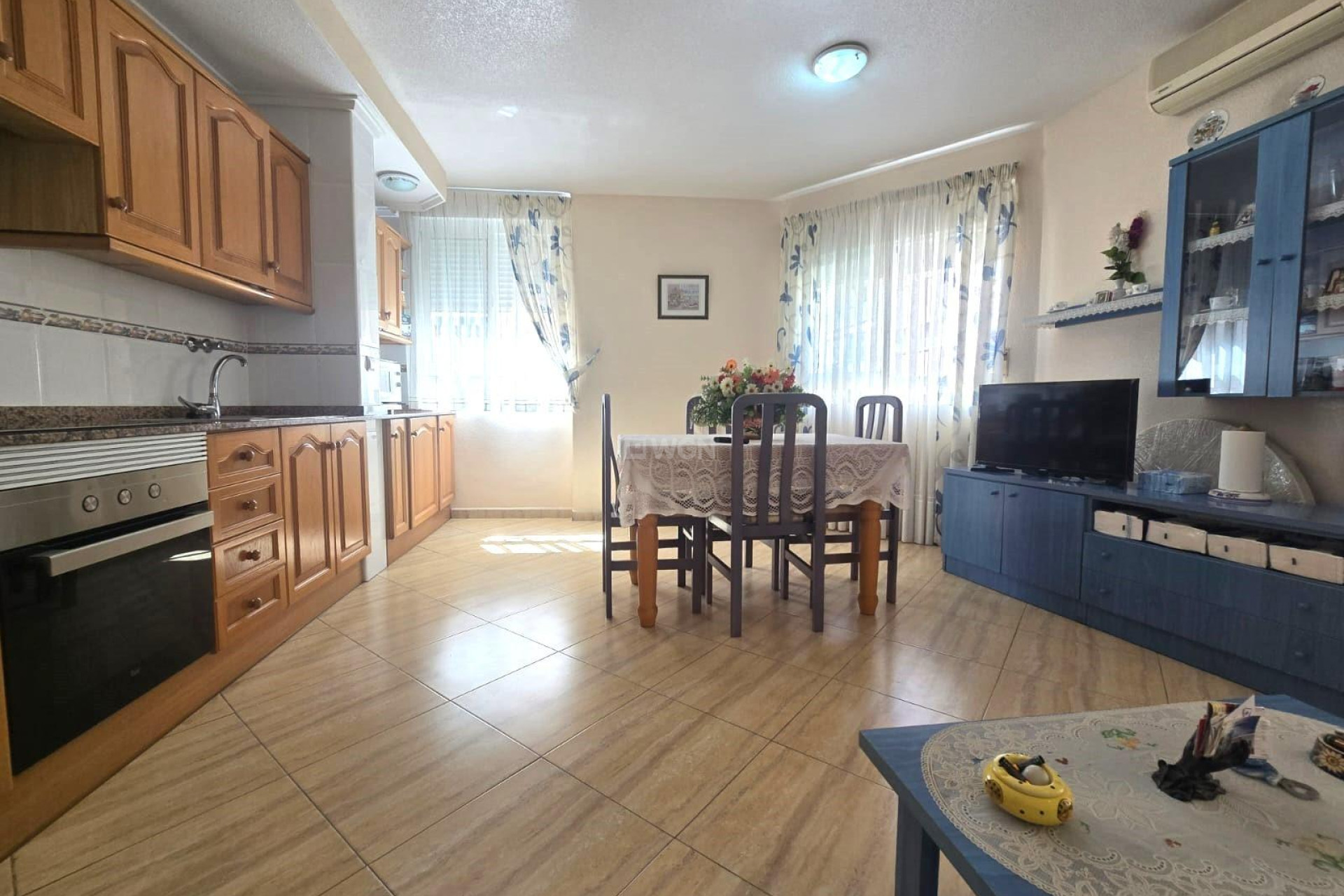Resale - Apartment / flat - Torrevieja - Playa del Cura