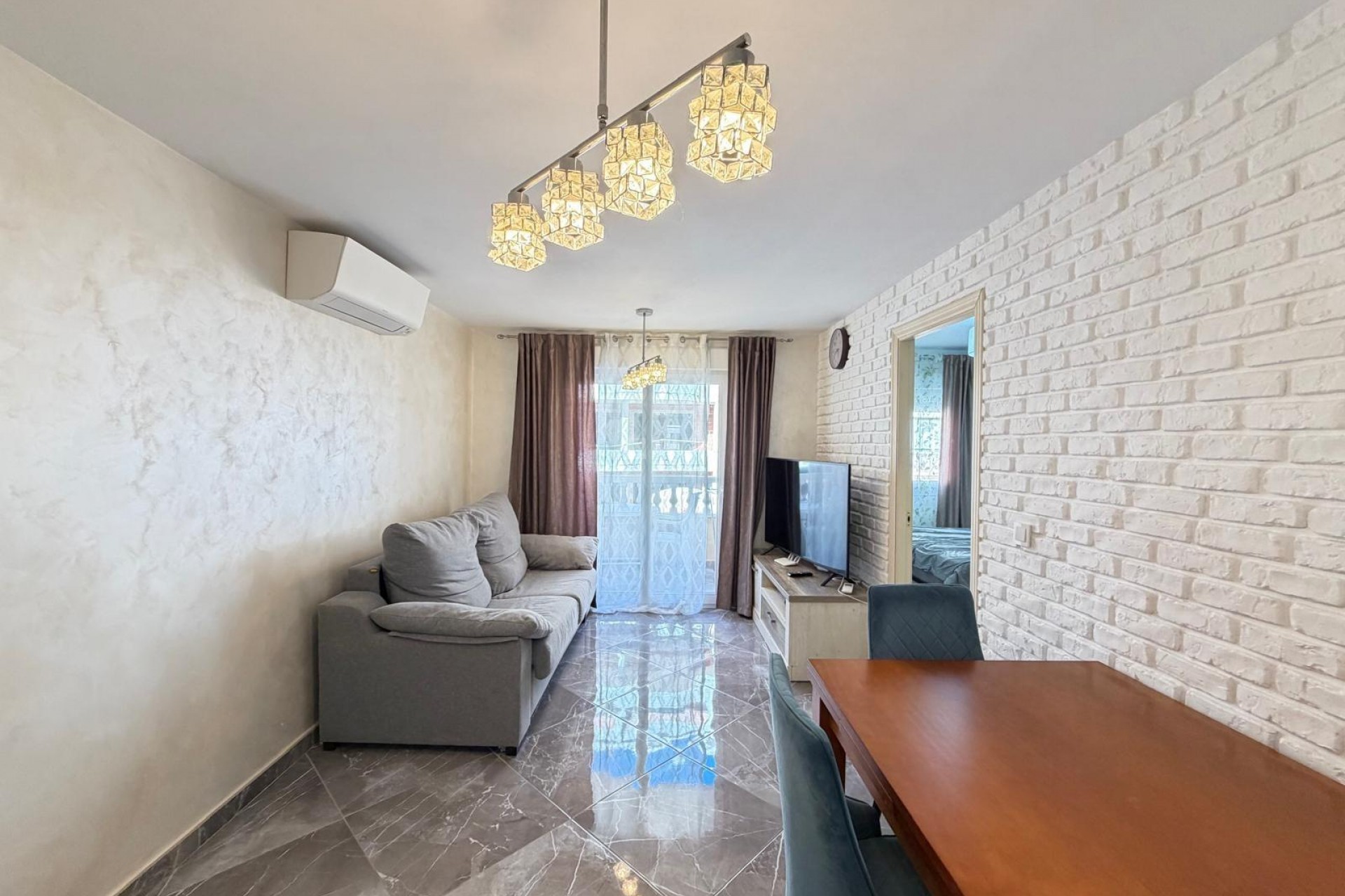 Resale - Apartment / flat - Torrevieja - Playa del Cura