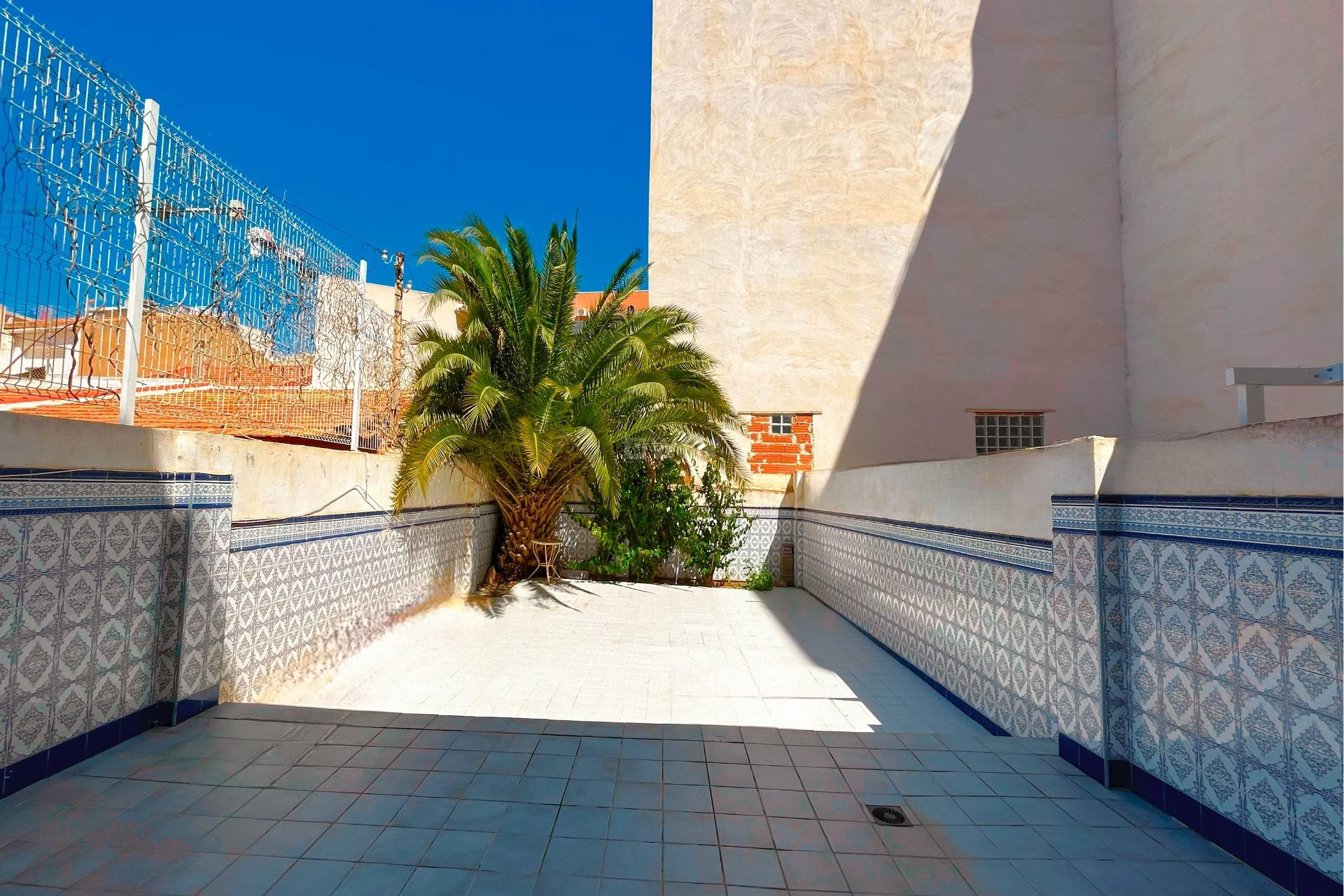 Resale - Apartment / flat - Torrevieja - Playa del Cura