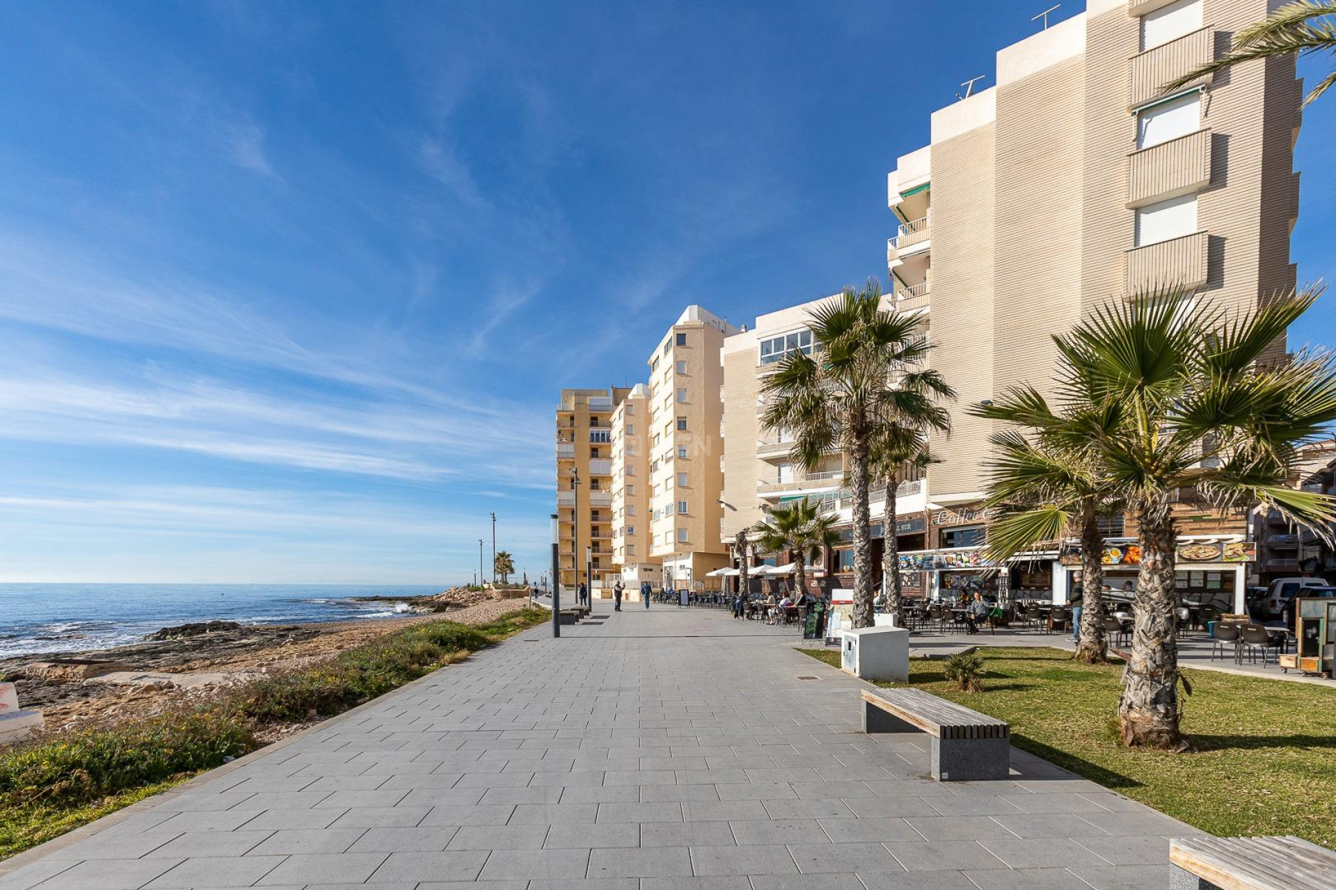 Resale - Apartment / flat - Torrevieja - Playa del Cura