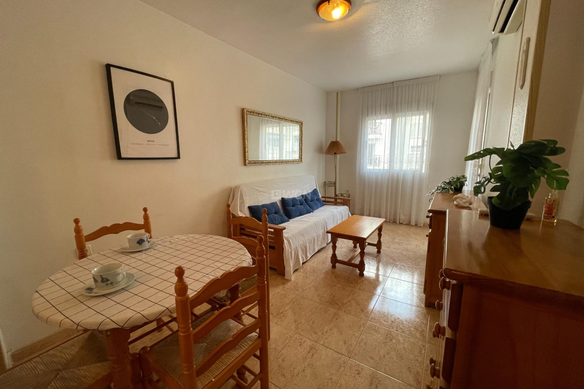 Resale - Apartment / flat - Torrevieja - Playa del Cura