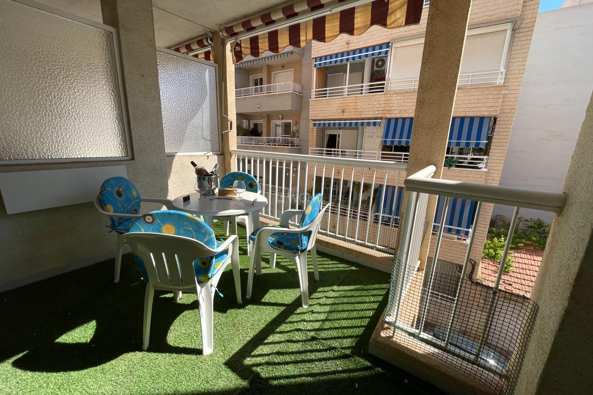 Resale - Apartment / flat - Torrevieja - Playa del Cura