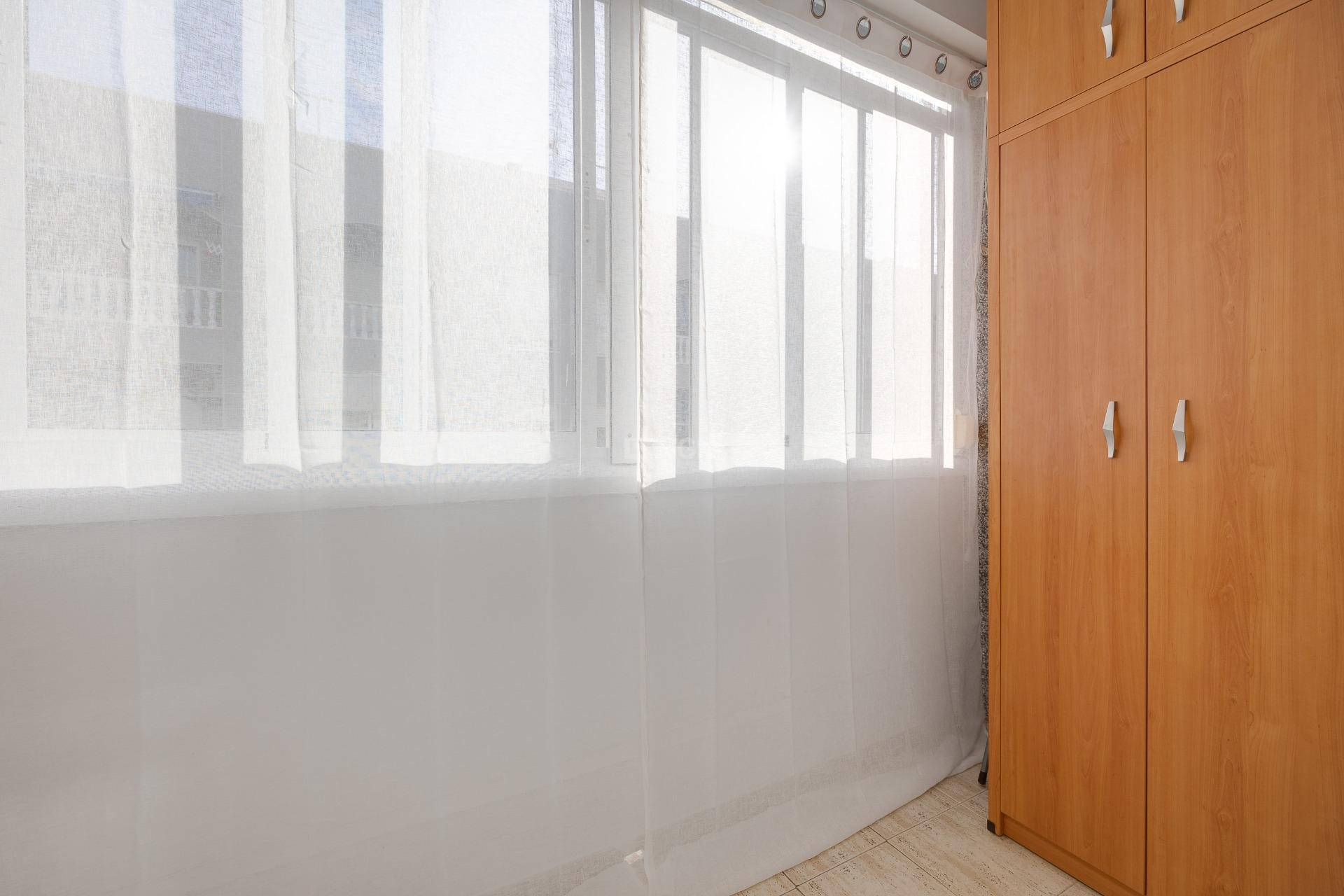 Resale - Apartment / flat - Torrevieja - Playa del Cura