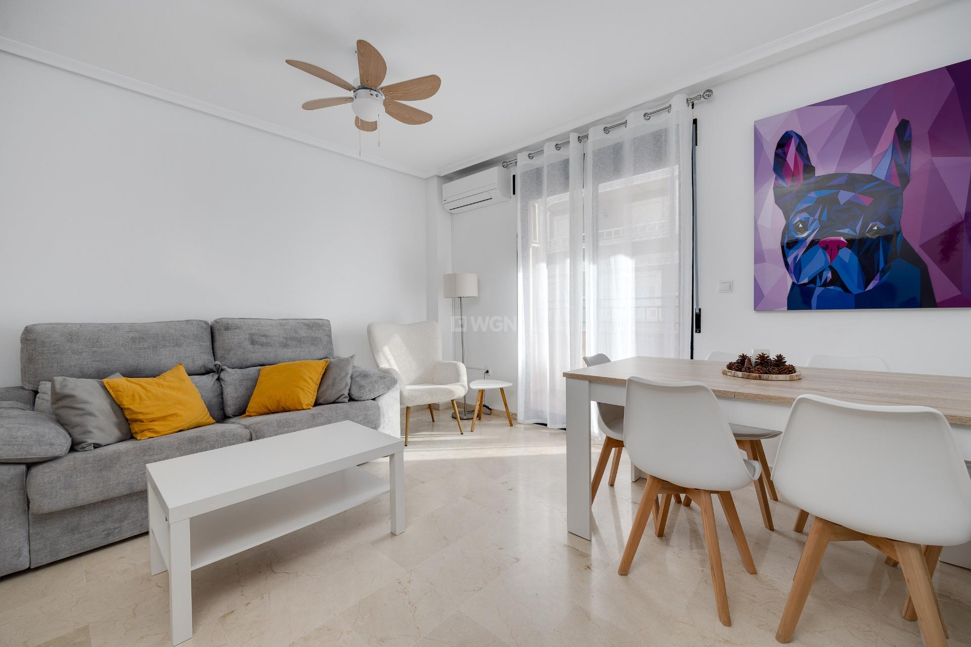 Resale - Apartment / flat - Torrevieja - Playa del Cura