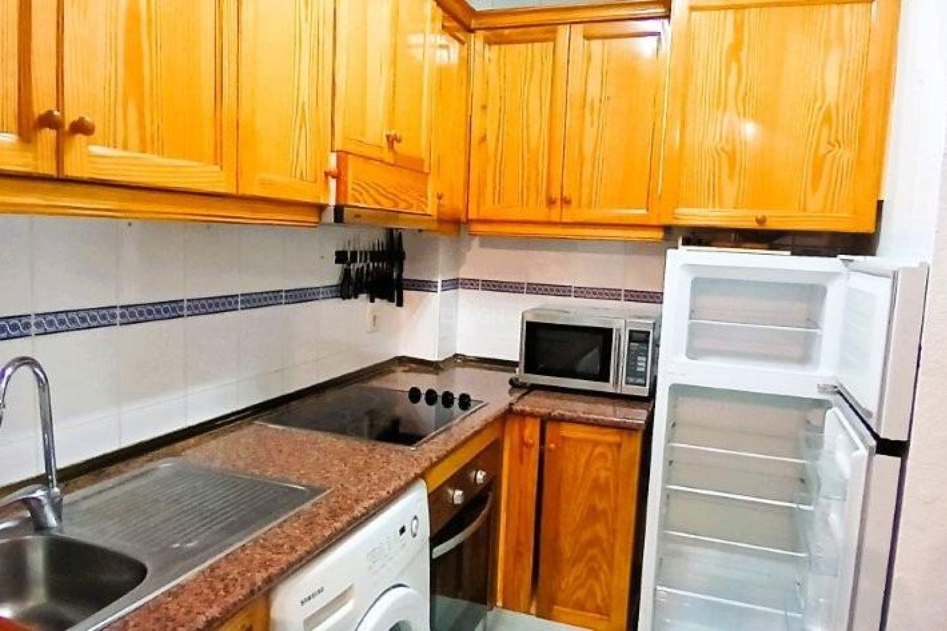 Resale - Apartment / flat - Torrevieja - Playa del Cura