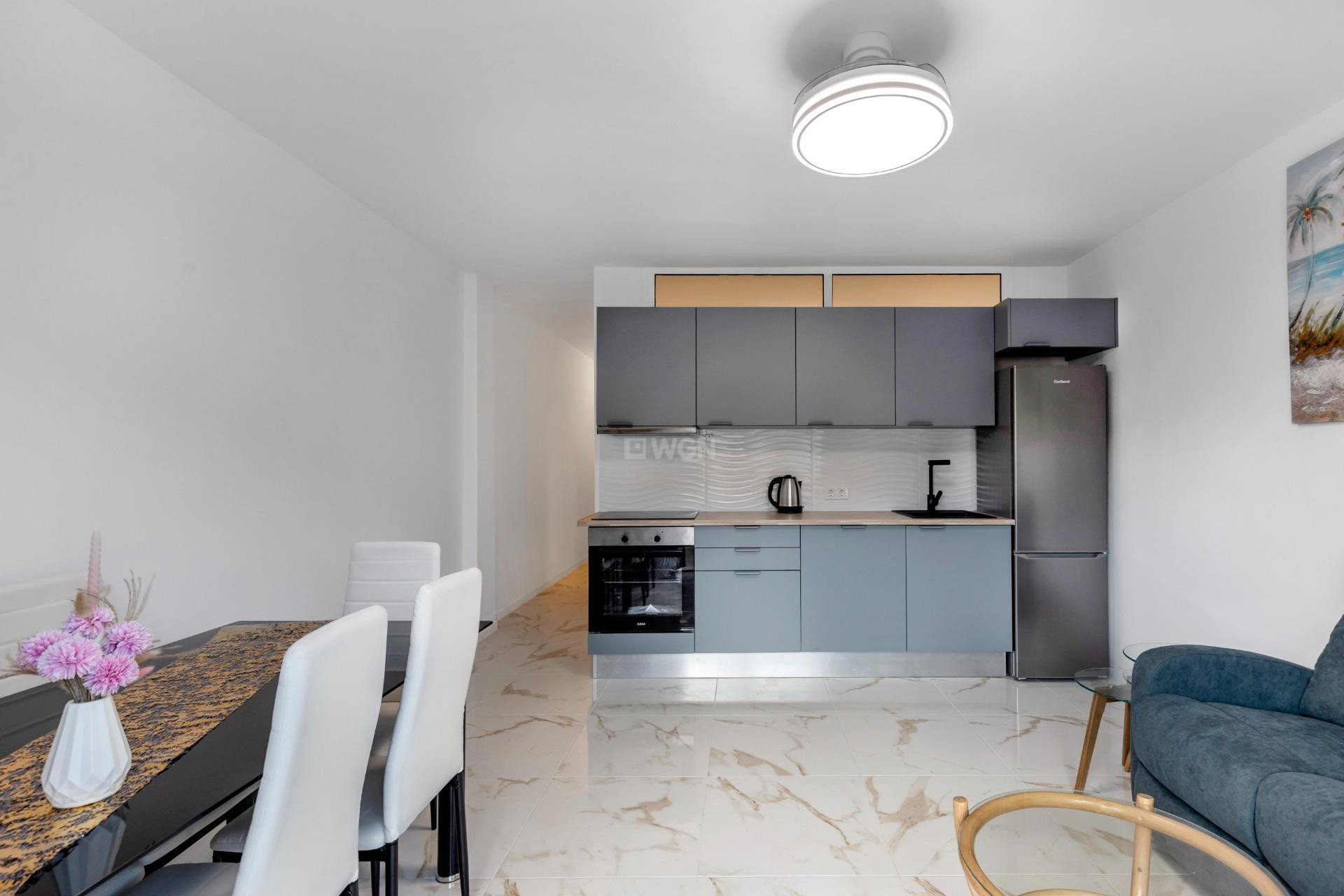 Resale - Apartment / flat - Torrevieja - Playa del Cura