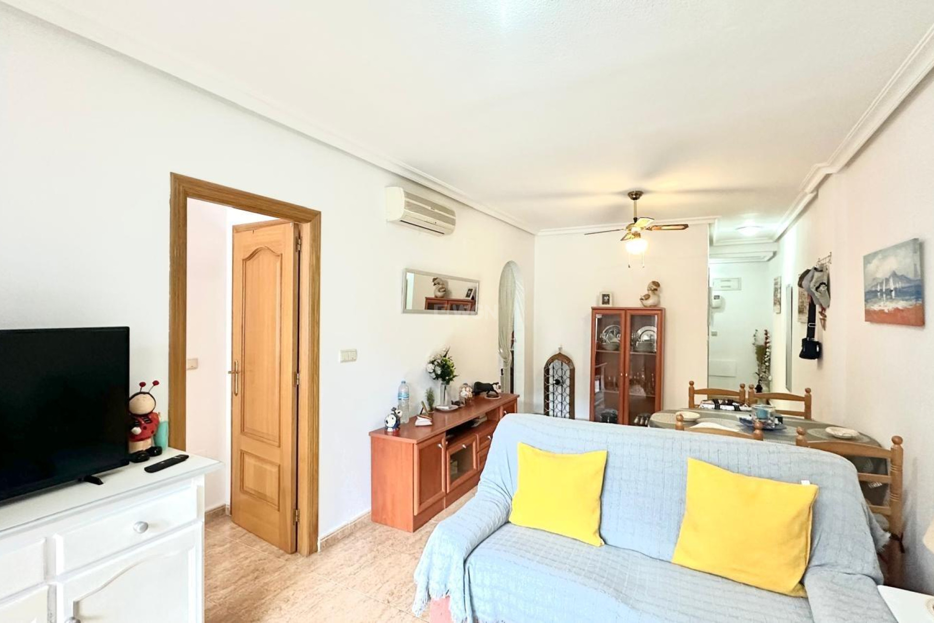 Resale - Apartment / flat - Torrevieja - Playa del Cura