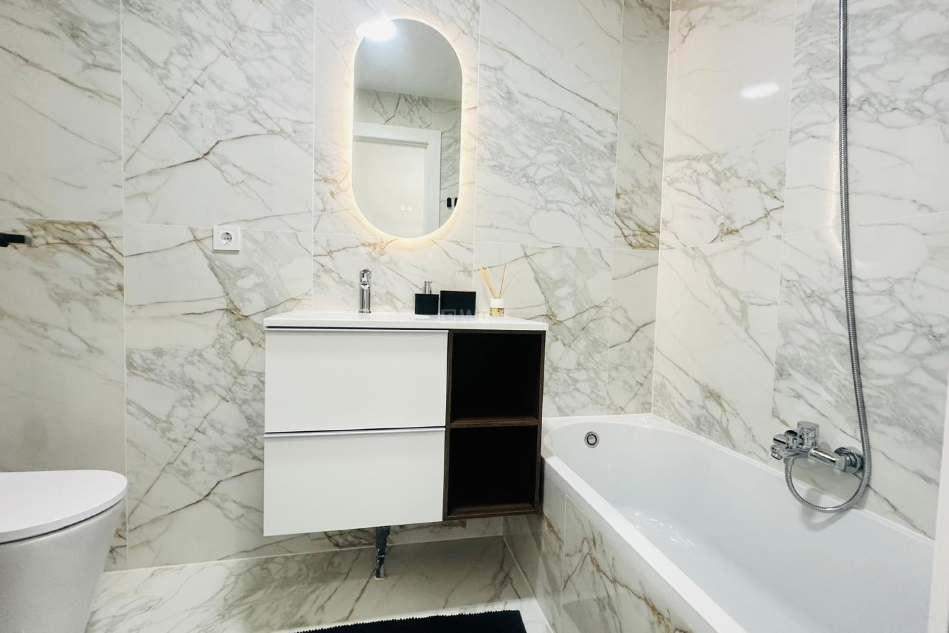 Resale - Apartment / flat - Torrevieja - Playa del Cura