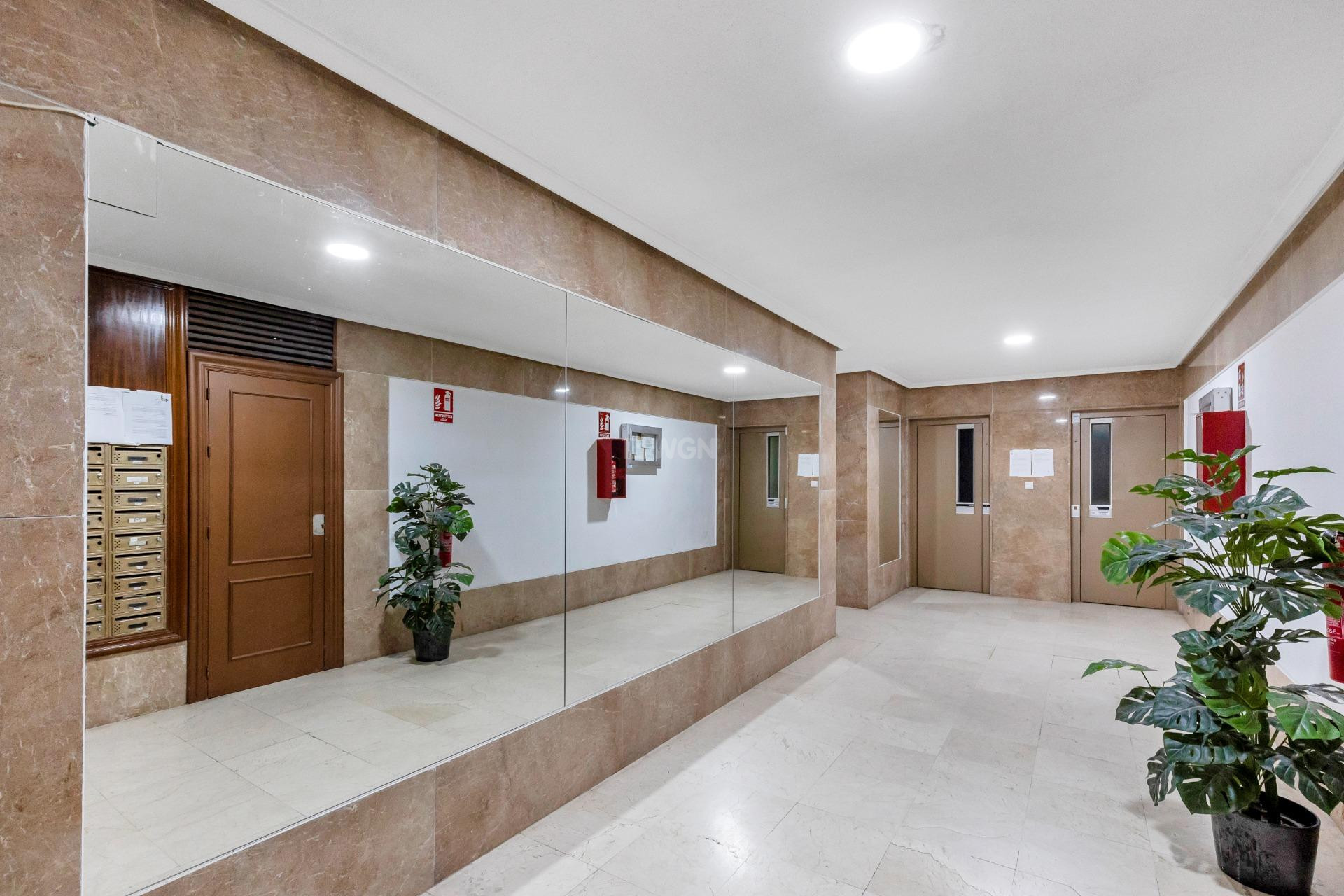 Resale - Apartment / flat - Torrevieja - Playa del Cura