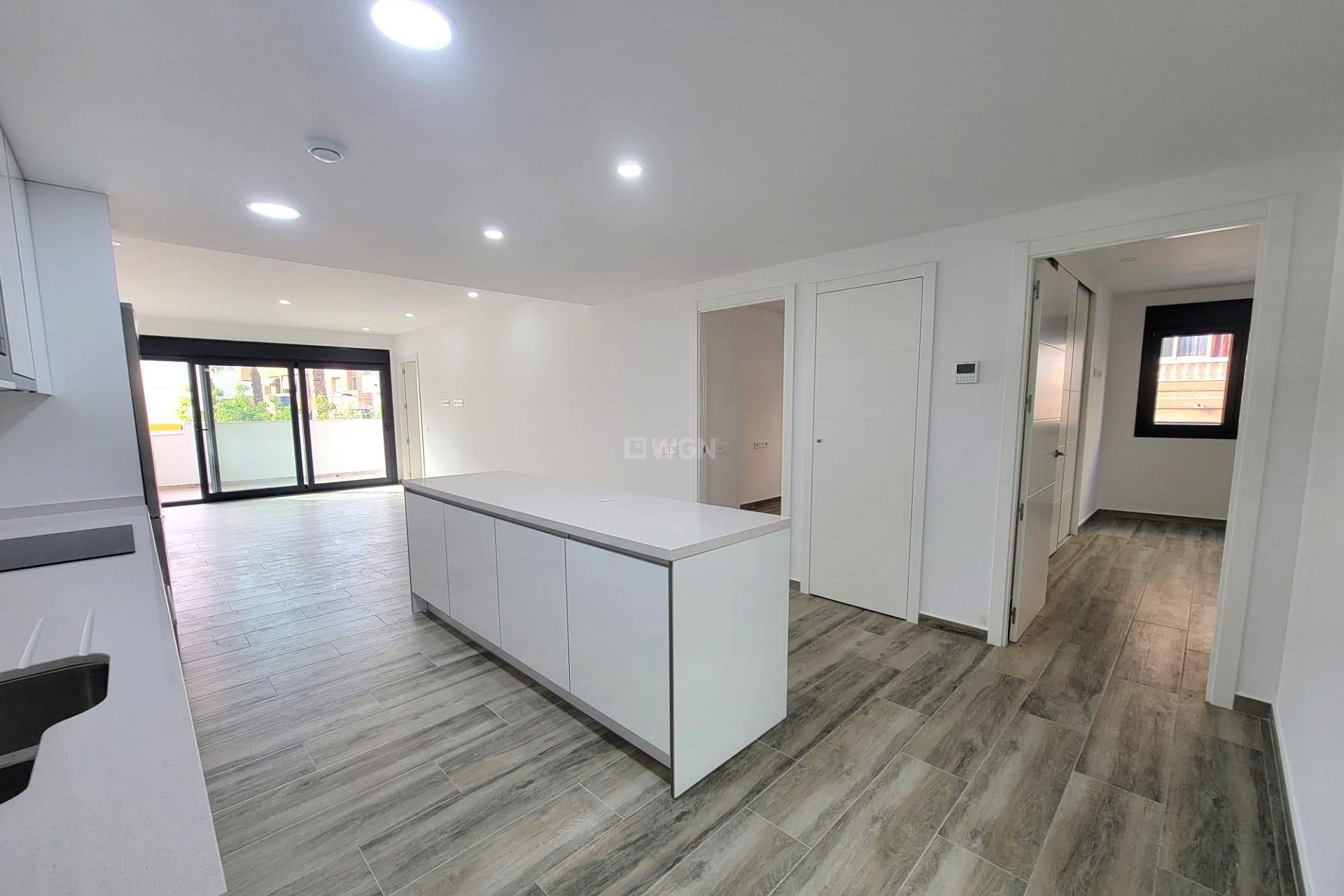 Resale - Apartment / flat - Torrevieja - Playa del Cura