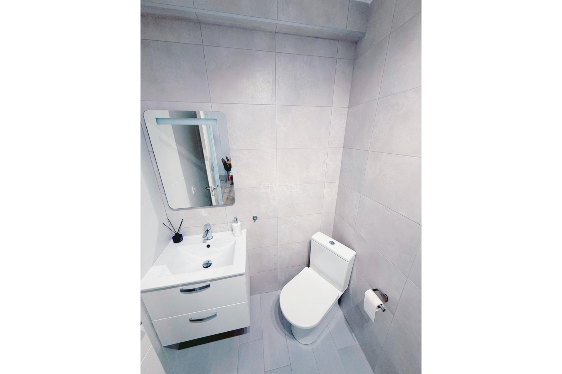 Resale - Apartment / flat - Torrevieja - Playa del Cura