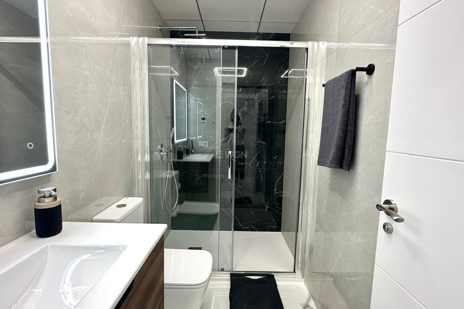 Resale - Apartment / flat - Torrevieja - Playa del Cura