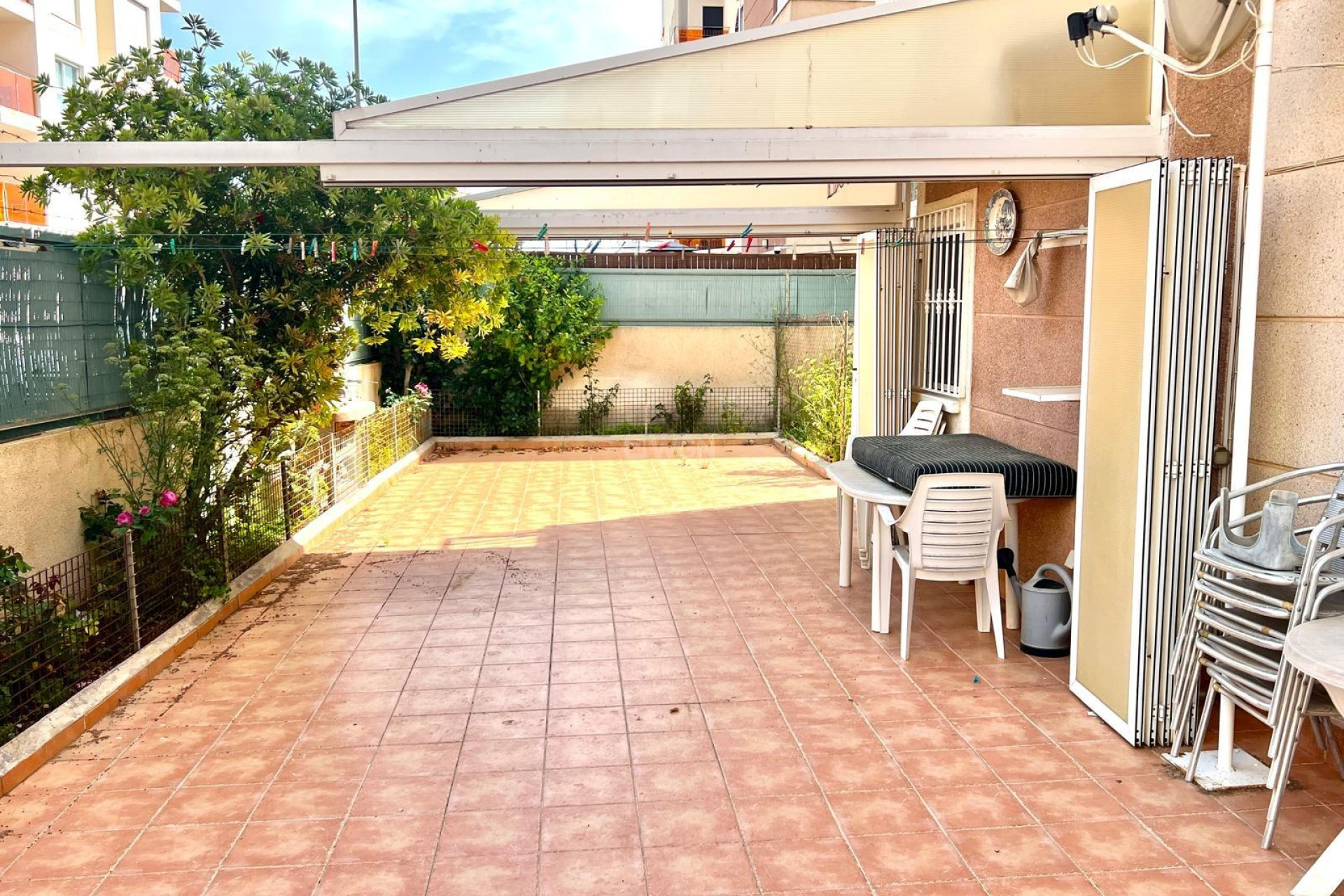 Resale - Apartment / flat - Torrevieja - Playa del Cura