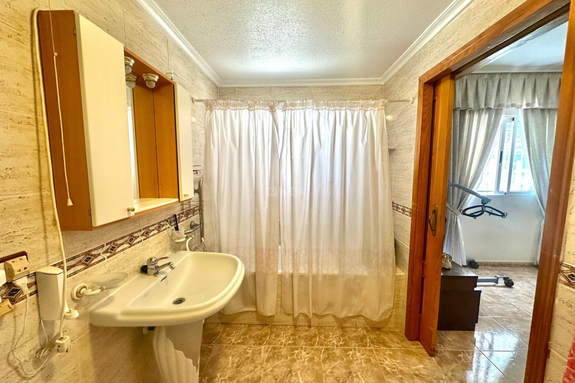 Resale - Apartment / flat - Torrevieja - Playa del Cura