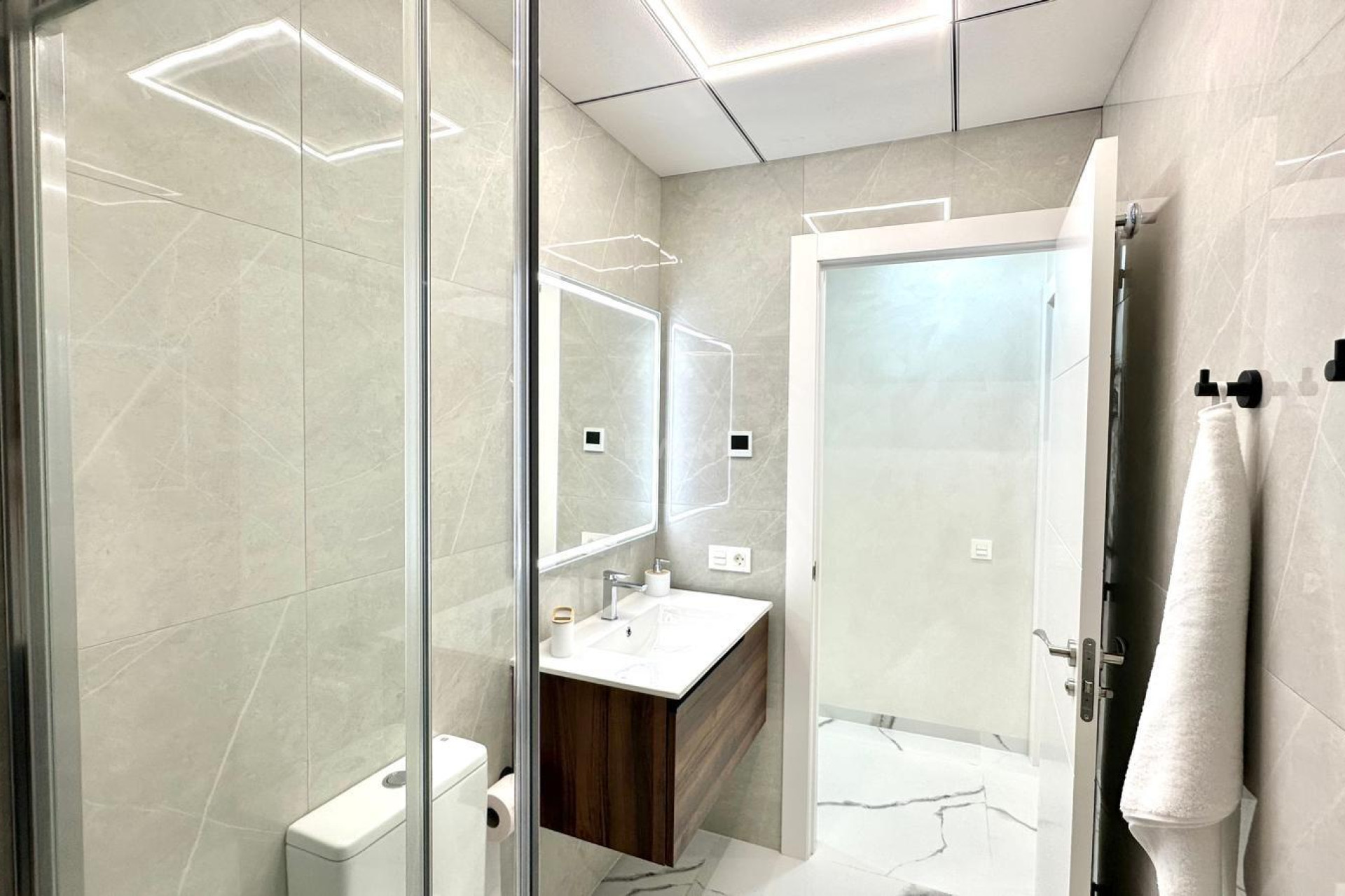 Resale - Apartment / flat - Torrevieja - Playa del Cura