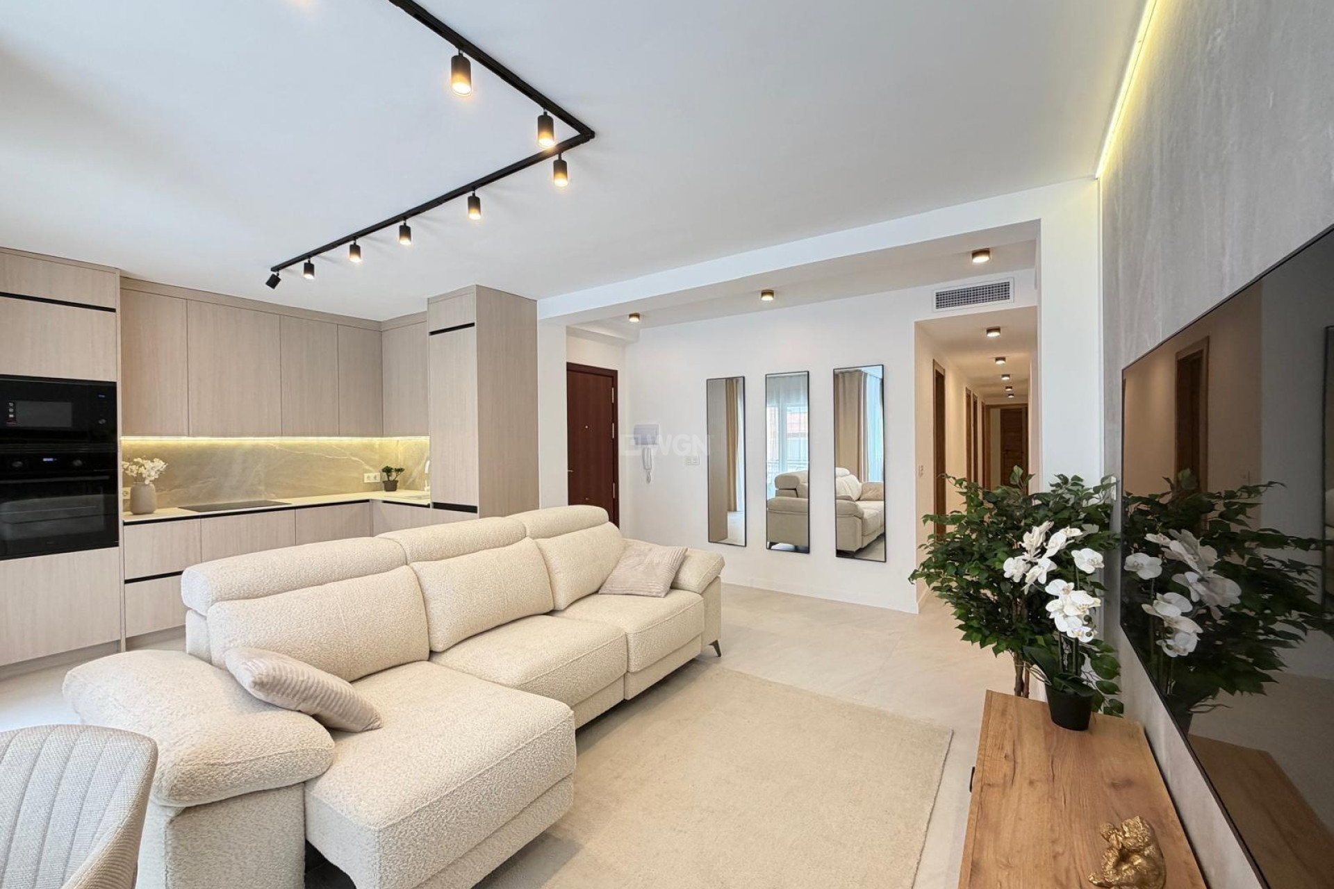 Resale - Apartment / flat - Torrevieja - Playa del Cura