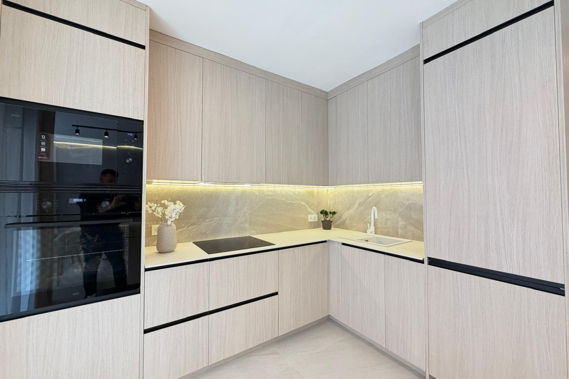 Resale - Apartment / flat - Torrevieja - Playa del Cura