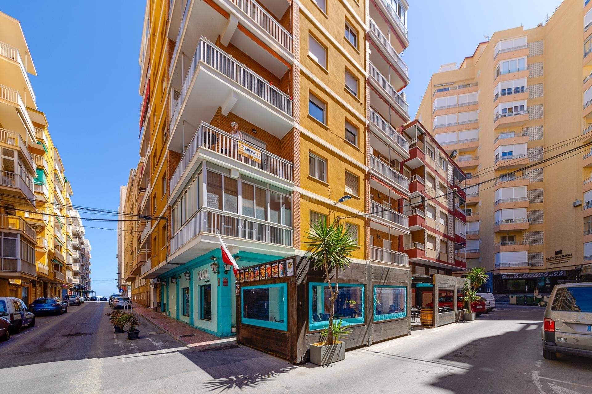 Resale - Apartment / flat - Torrevieja - Playa del Cura