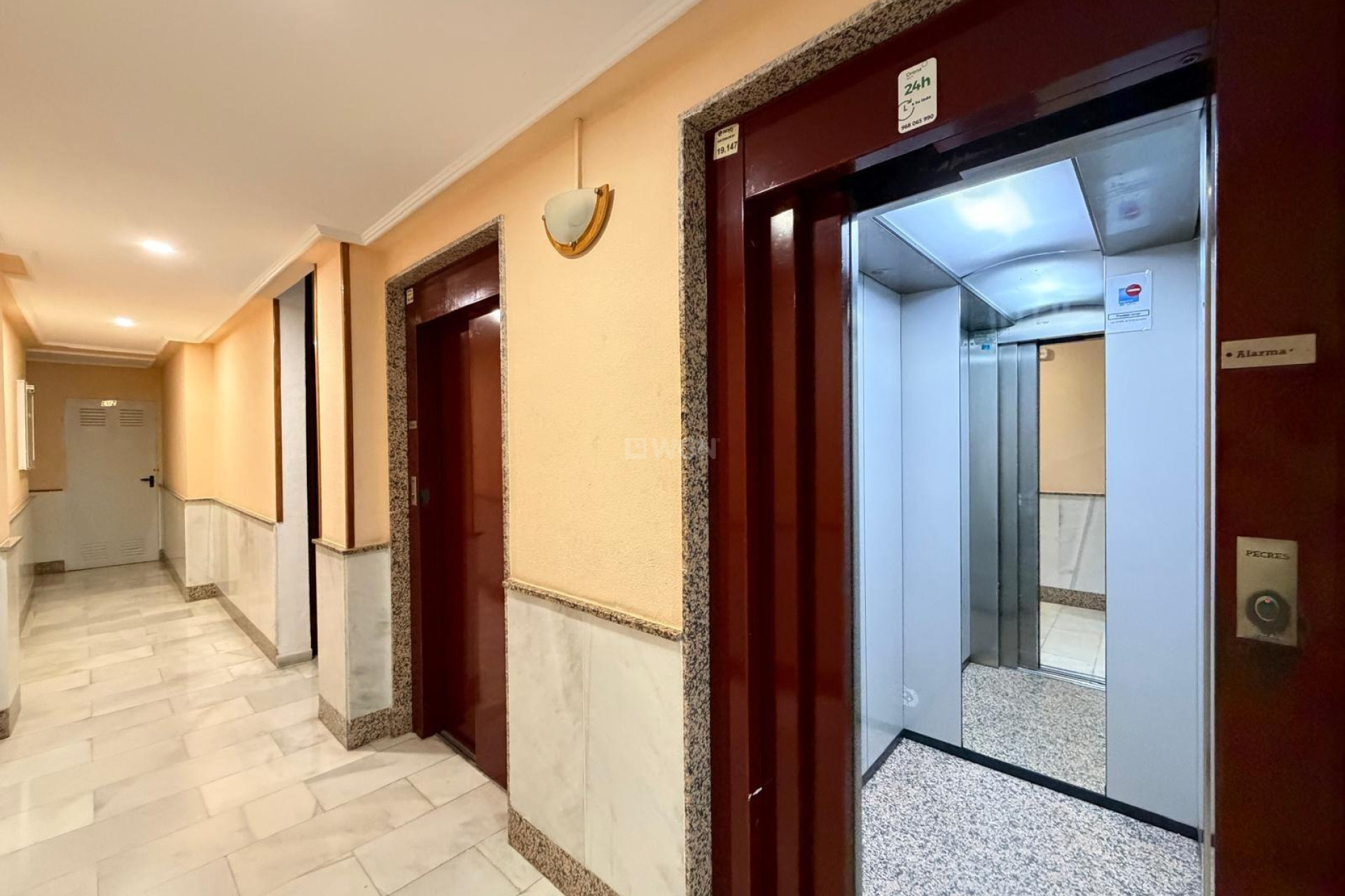 Resale - Apartment / flat - Torrevieja - Playa del Cura
