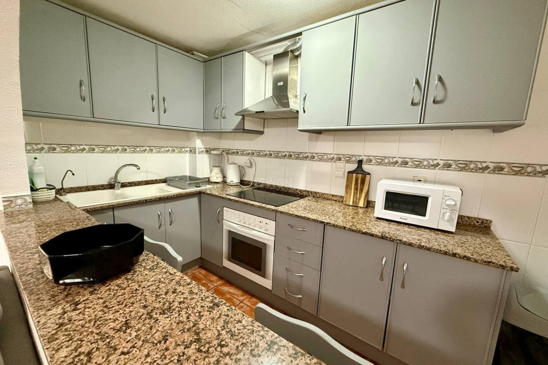 Resale - Apartment / flat - Torrevieja - Playa del Cura